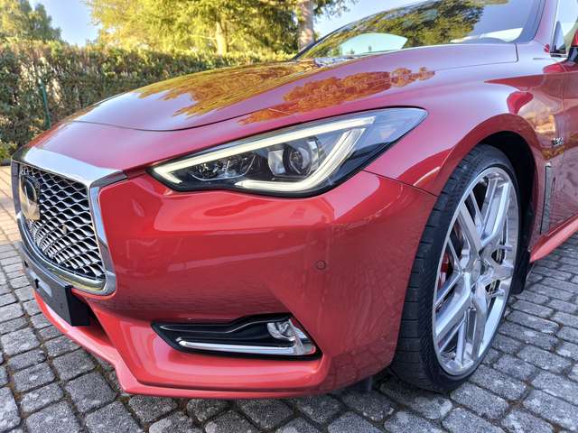 Infiniti Q60 Q60 3.0t AT AWD Sport Tech mit 21" Speedline LM