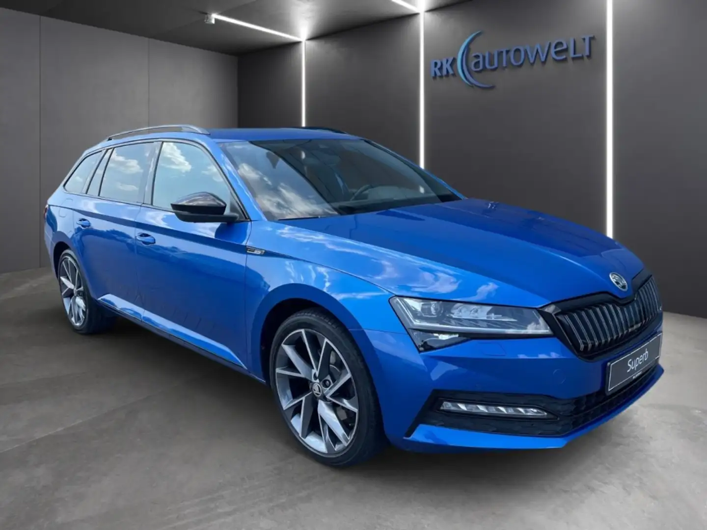 Skoda Superb Combi Sportline iV 1.4 TSI Hybrid EU6d Navi Kamera Blau - 2