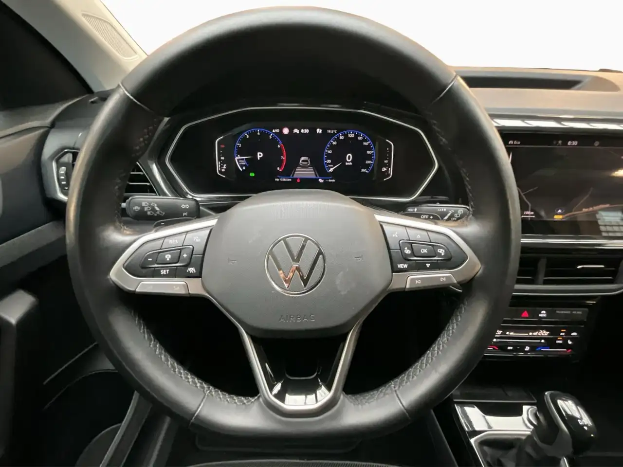 Volkswagen T-Cross Style+DSG+P.Technique+P.Lumiere+Black-Style+IQ-Dri, миниатюра 10