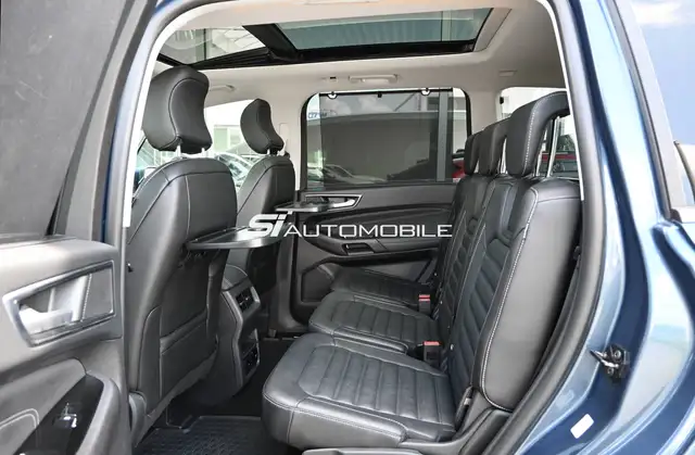 Ford Galaxy view 13