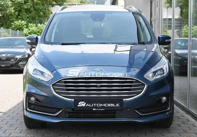 Ford Galaxy view 8