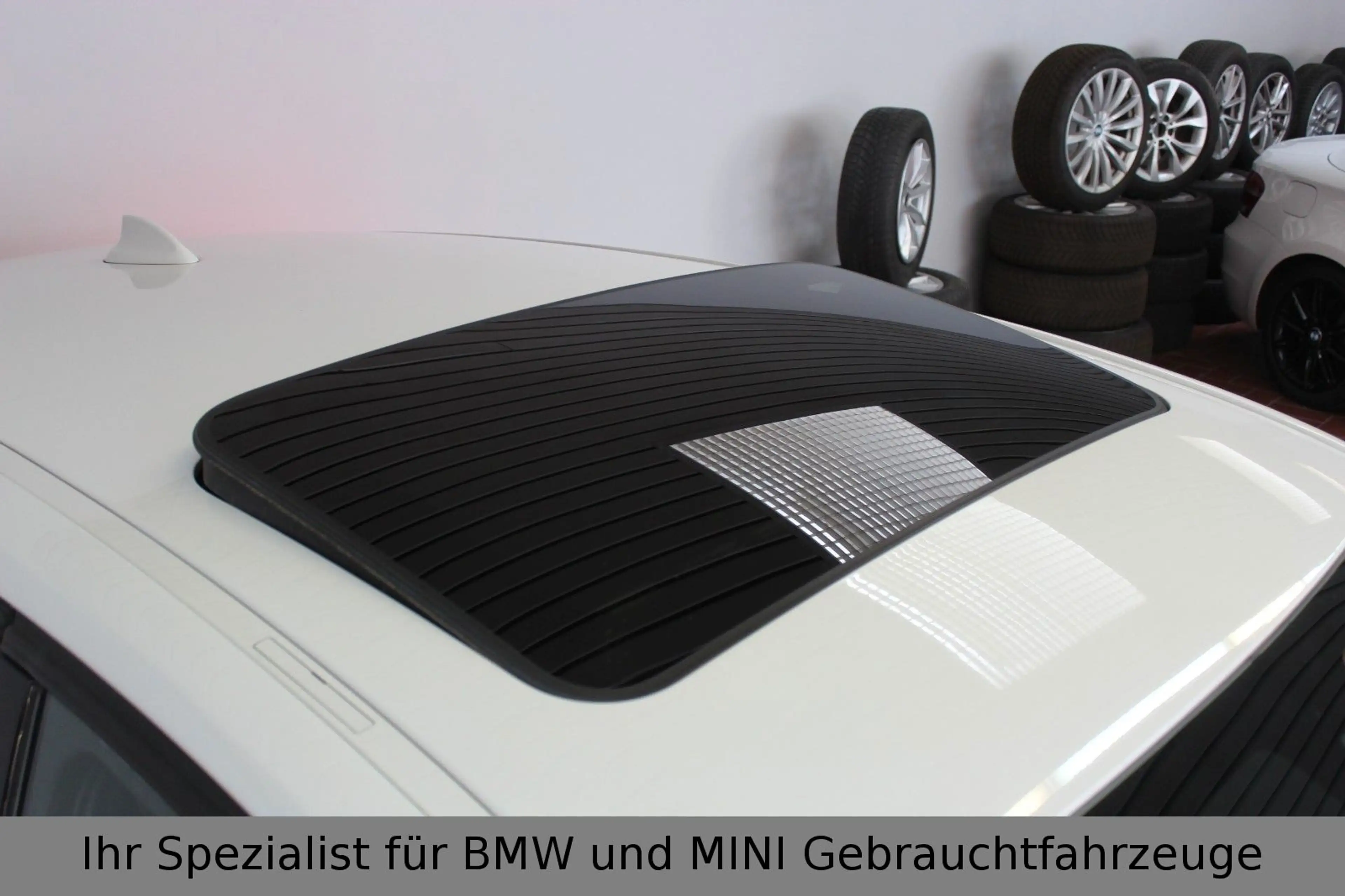 BMW 140 xDrive Alcantara*LED*B58*Navi*Scheckheft — photo 6