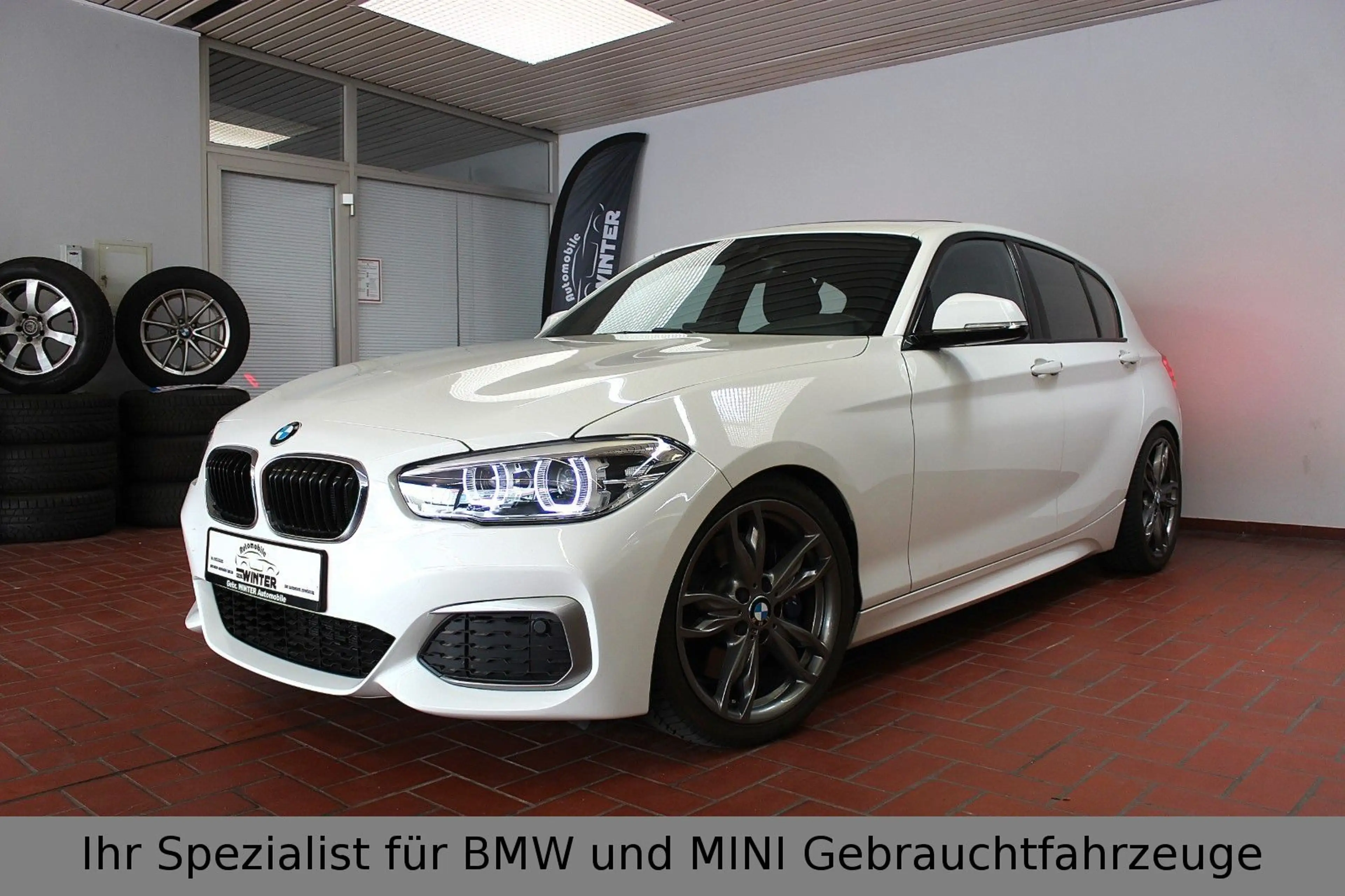 BMW 140 xDrive Alcantara*LED*B58*Navi*Scheckheft
