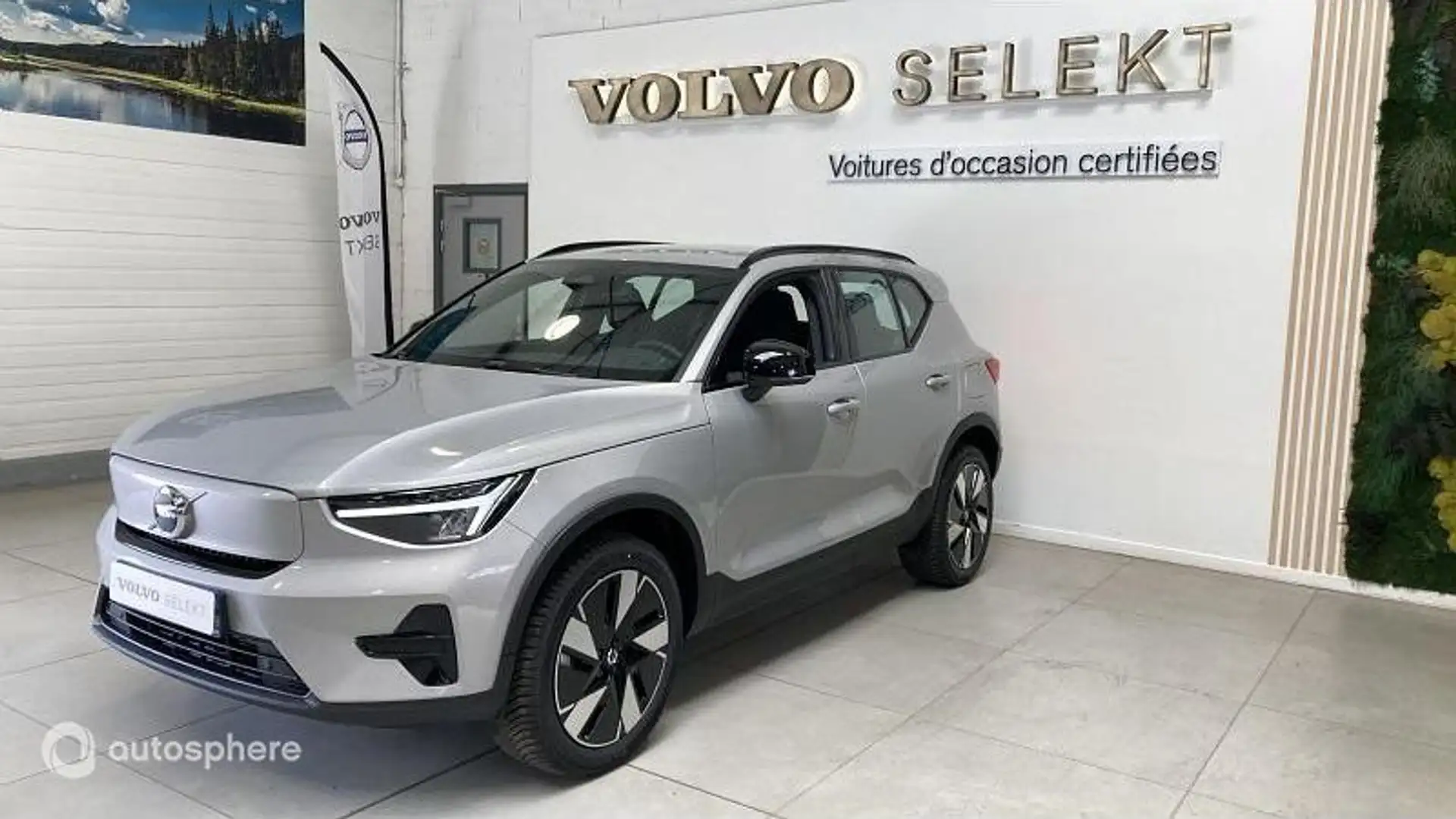 Volvo XC40 Recharge Extended Range 252ch Plus - 1