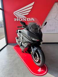FORZA 750 DCT