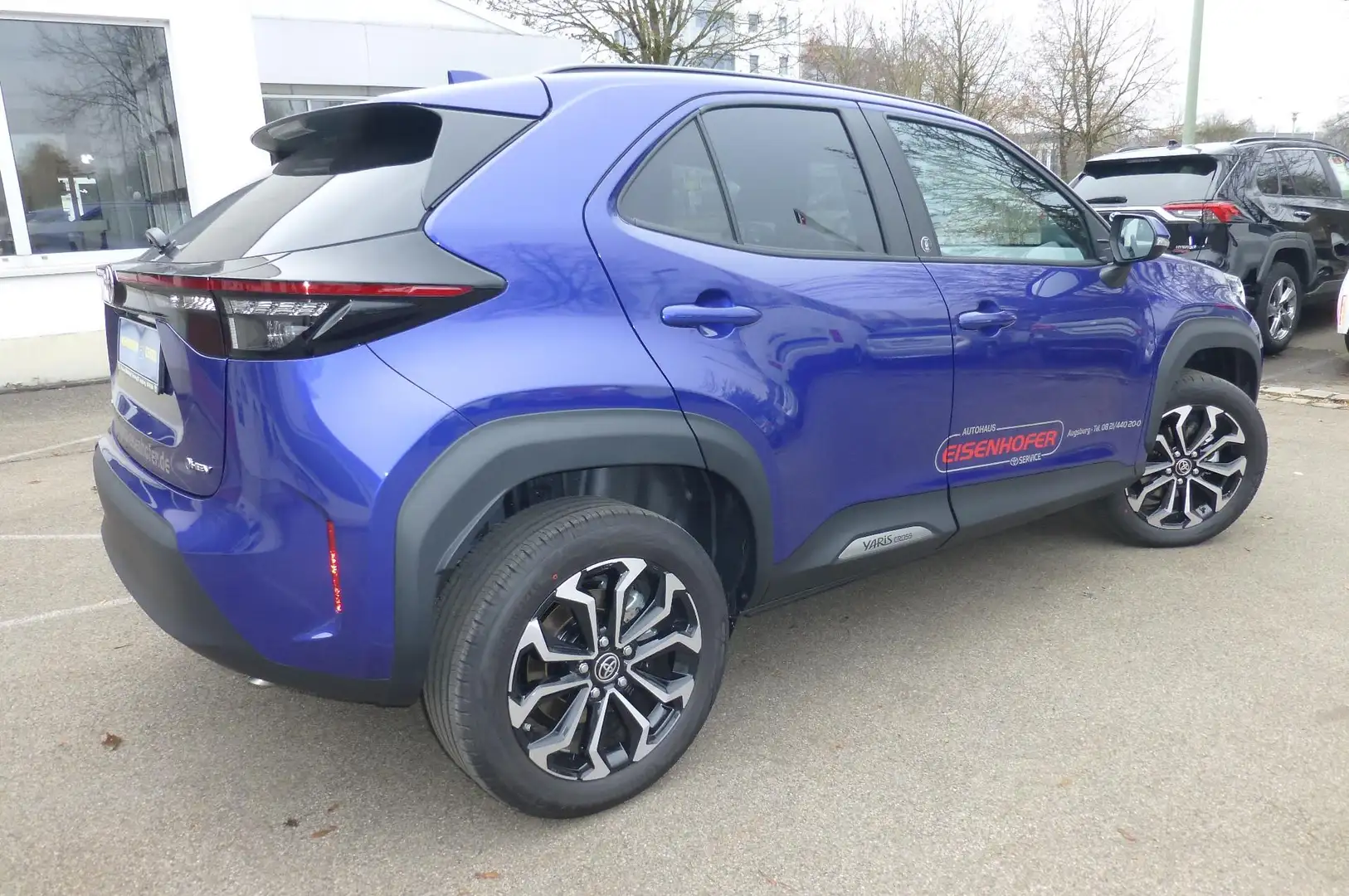 Toyota Yaris Cross Hybrid FWD Team Deutschland mit Paketen 85 kW (... Blau - 2