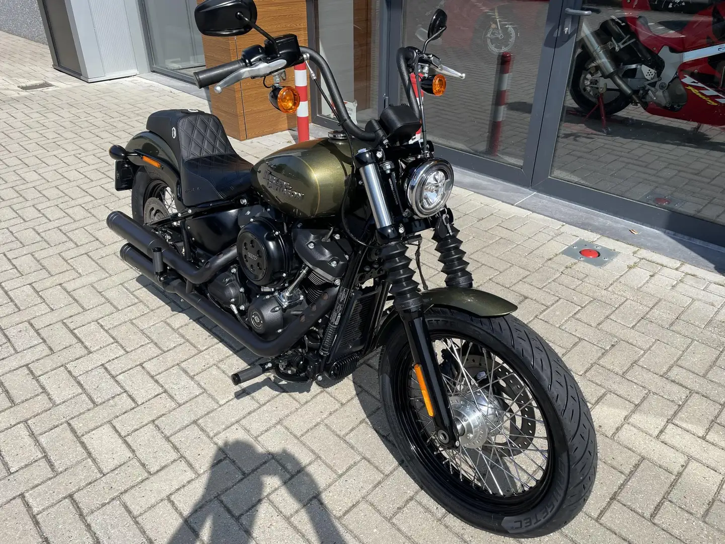 Harley-Davidson Street Bob 107 FXBB Softail #5HD#Jekill & Hide Groen - 2