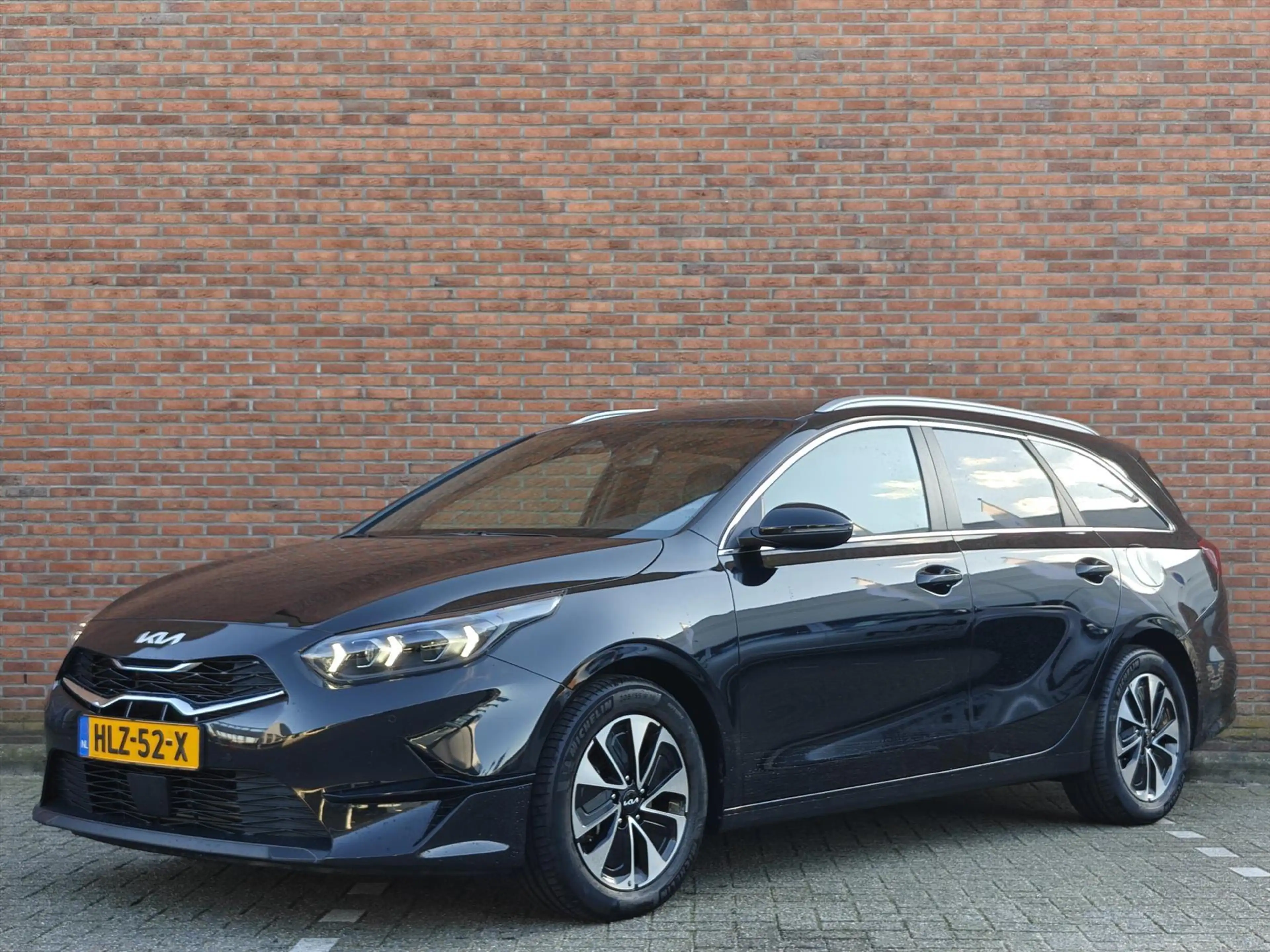 Kia Ceed SW / cee'd SW Sportswagon 1.0 T-GDi MHEV 100pk DCT7 Design Editi — photo 2