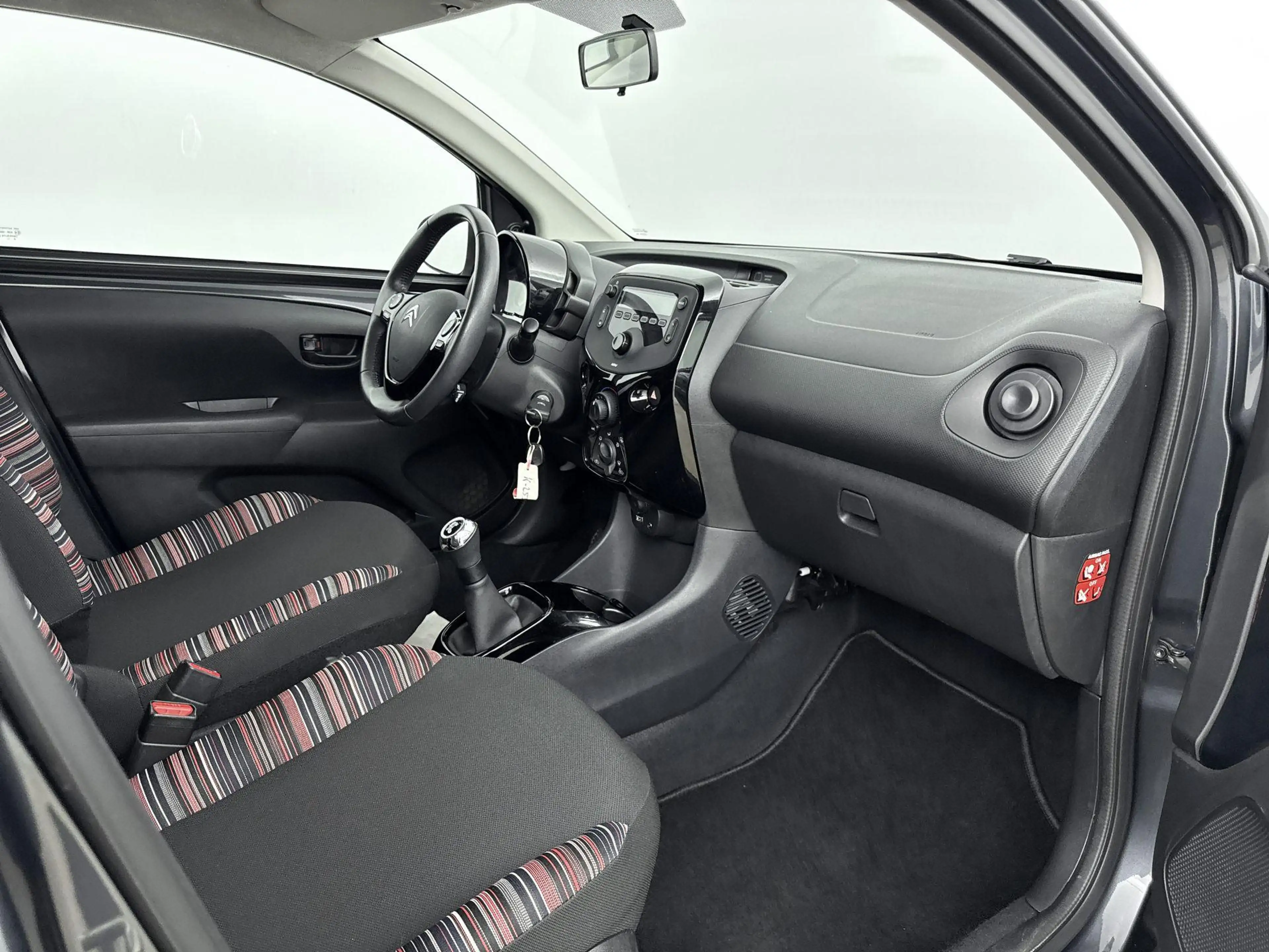 Citroen C1 1.0 VTi Feel | Extra getinte ramen achter | Airco — photo 12