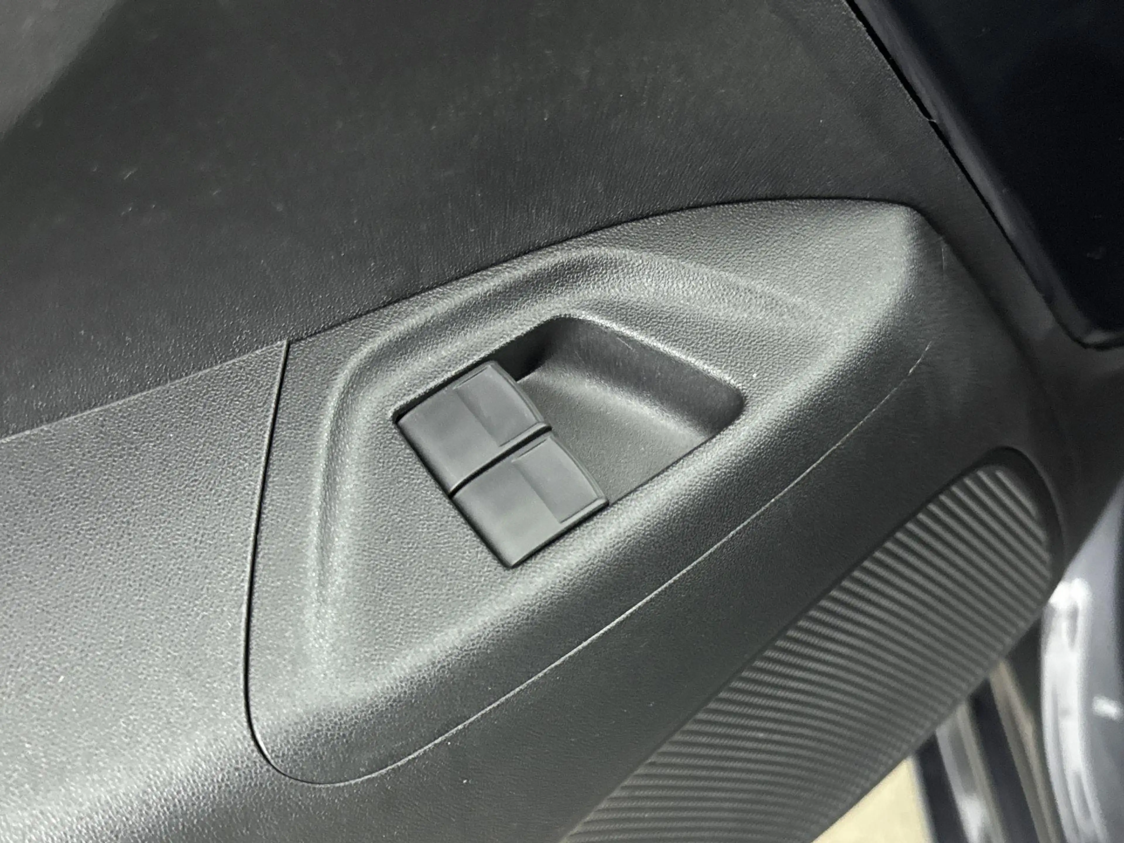 Citroen C1 1.0 VTi Feel | Extra getinte ramen achter | Airco — photo 15