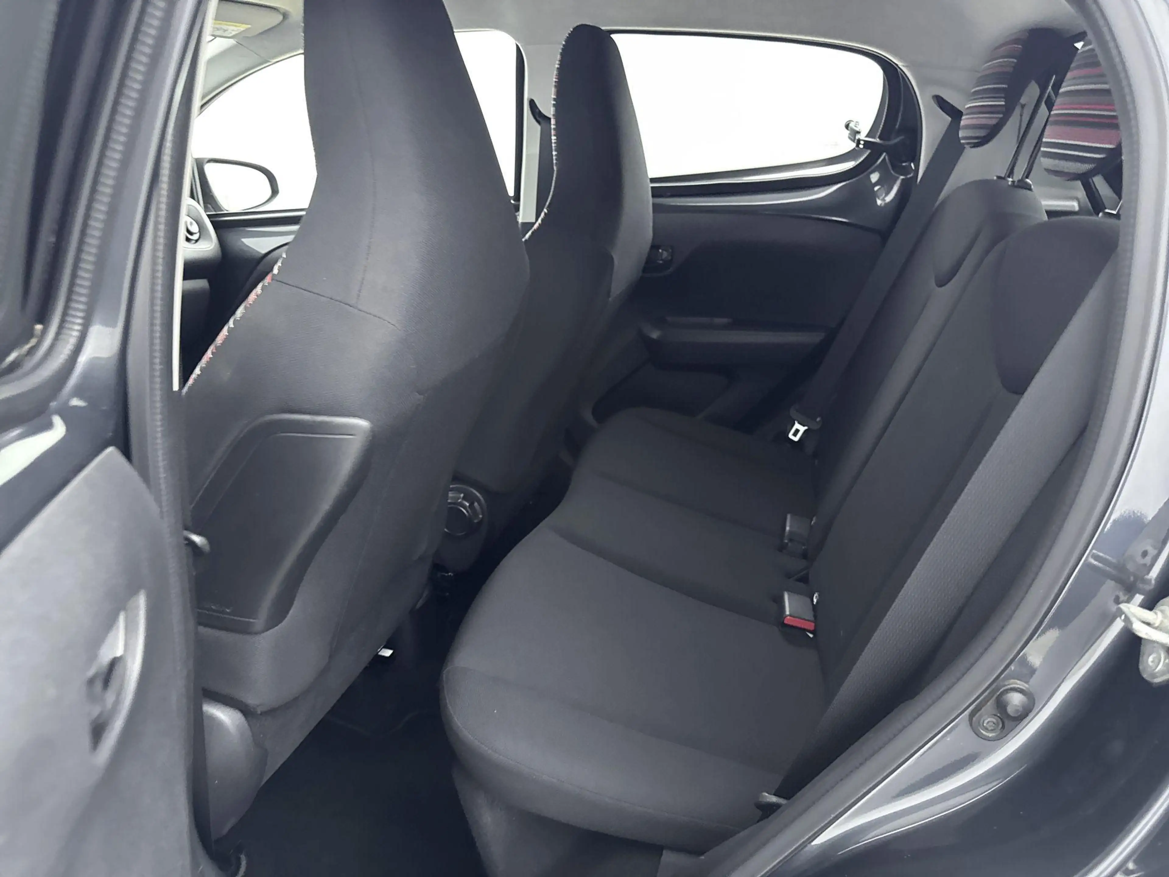 Citroen C1 1.0 VTi Feel | Extra getinte ramen achter | Airco — photo 13