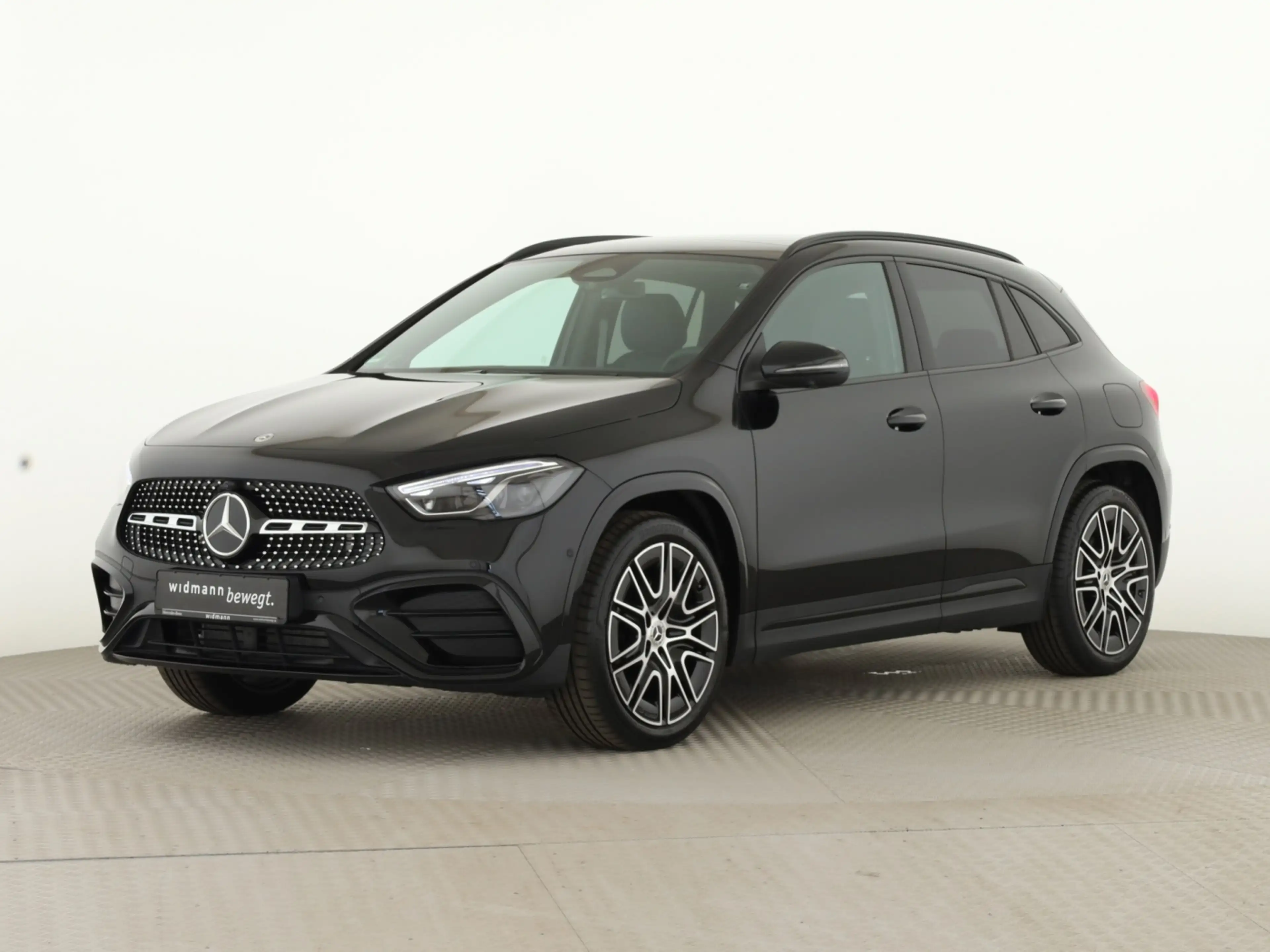 Mercedes-Benz GLA 220 d 4MATIC AMG*Night*360*Fahrass.*Pano*AHK — photo 5