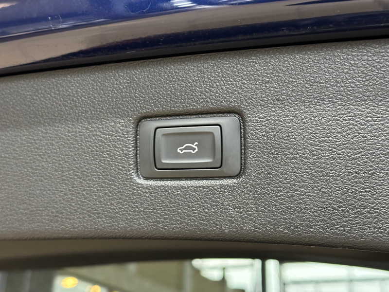 Audi SQ7 Pano*HUD*Leder*LED*MMI-Navi*St-Heizung*Ambinte — photo 7