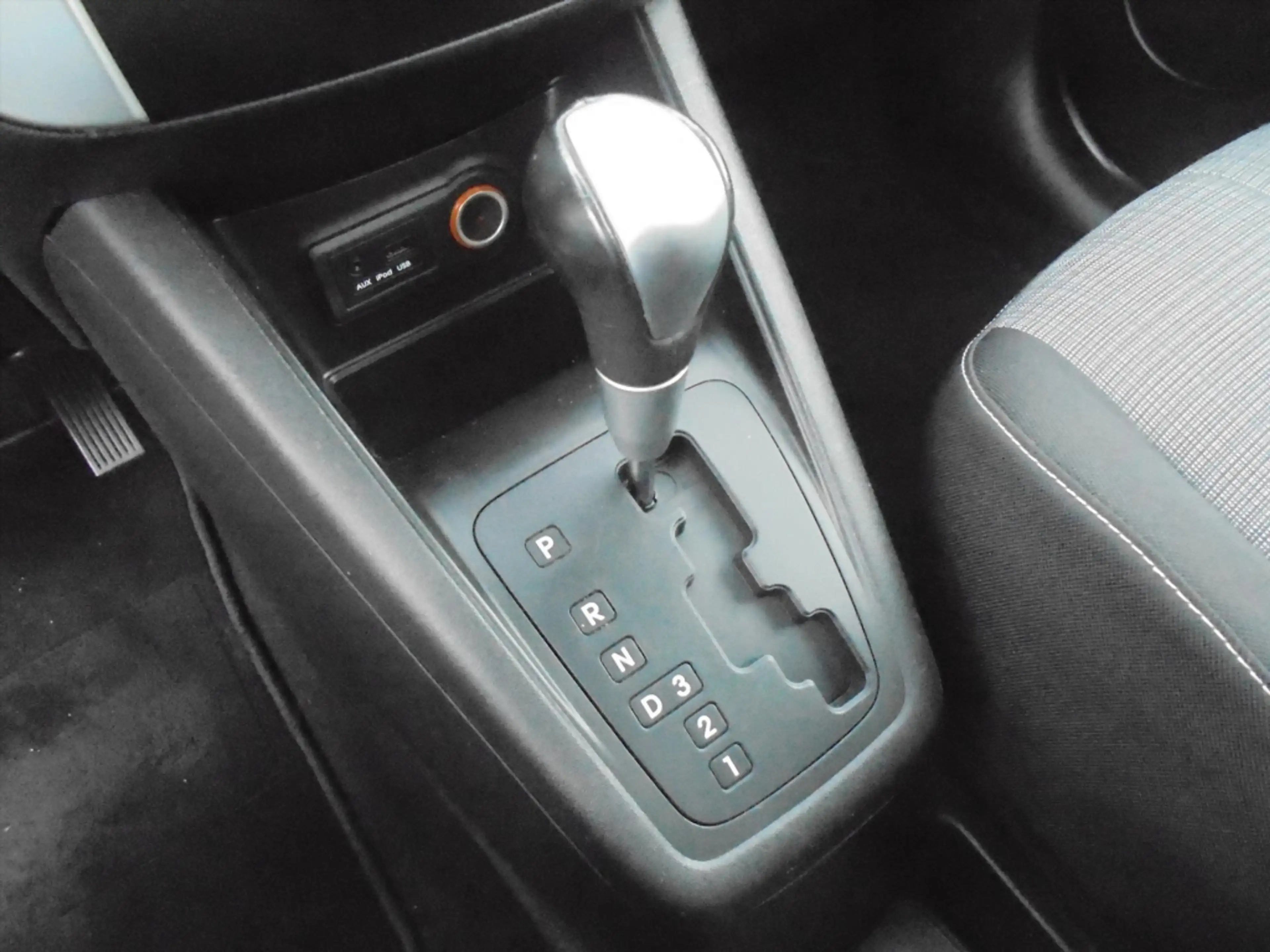 Kia Venga 1.6i AUTOMAAT HOGE INSTAP 60.741 KM !! TREKHAAK — photo 27
