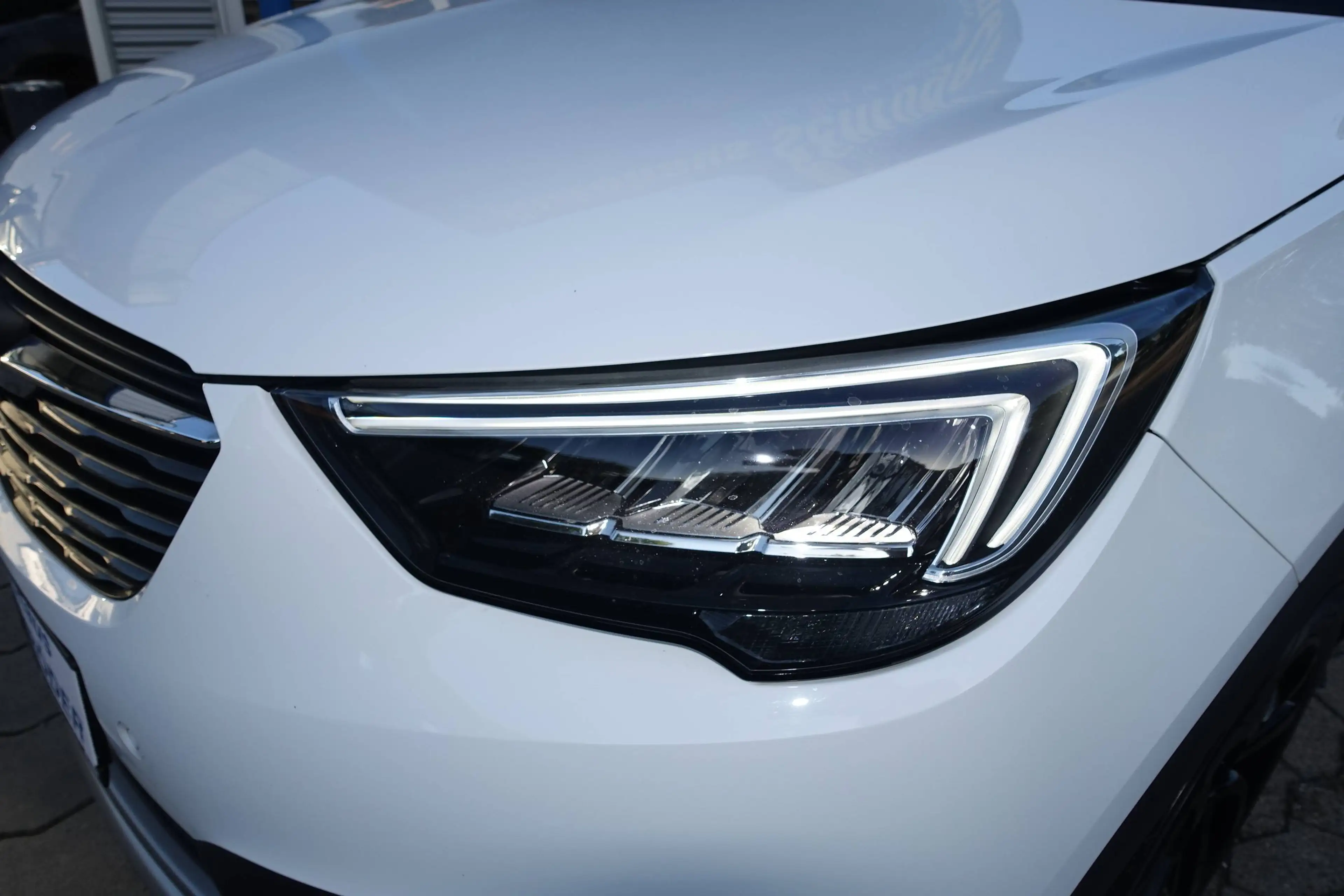Opel Crossland X 120 Jahre — photo 8