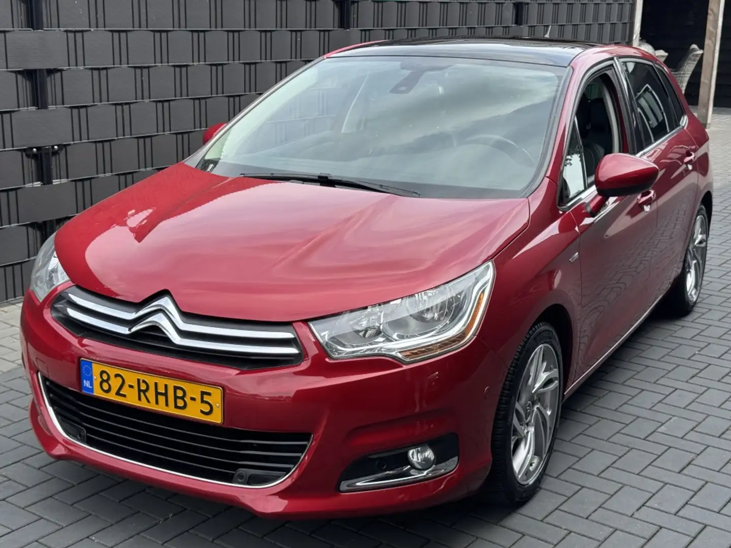 Citroen C4 1.6THP ExclusiveEGS| AUTOMAAT| LEER| PANO| CLIMA Rot - 1