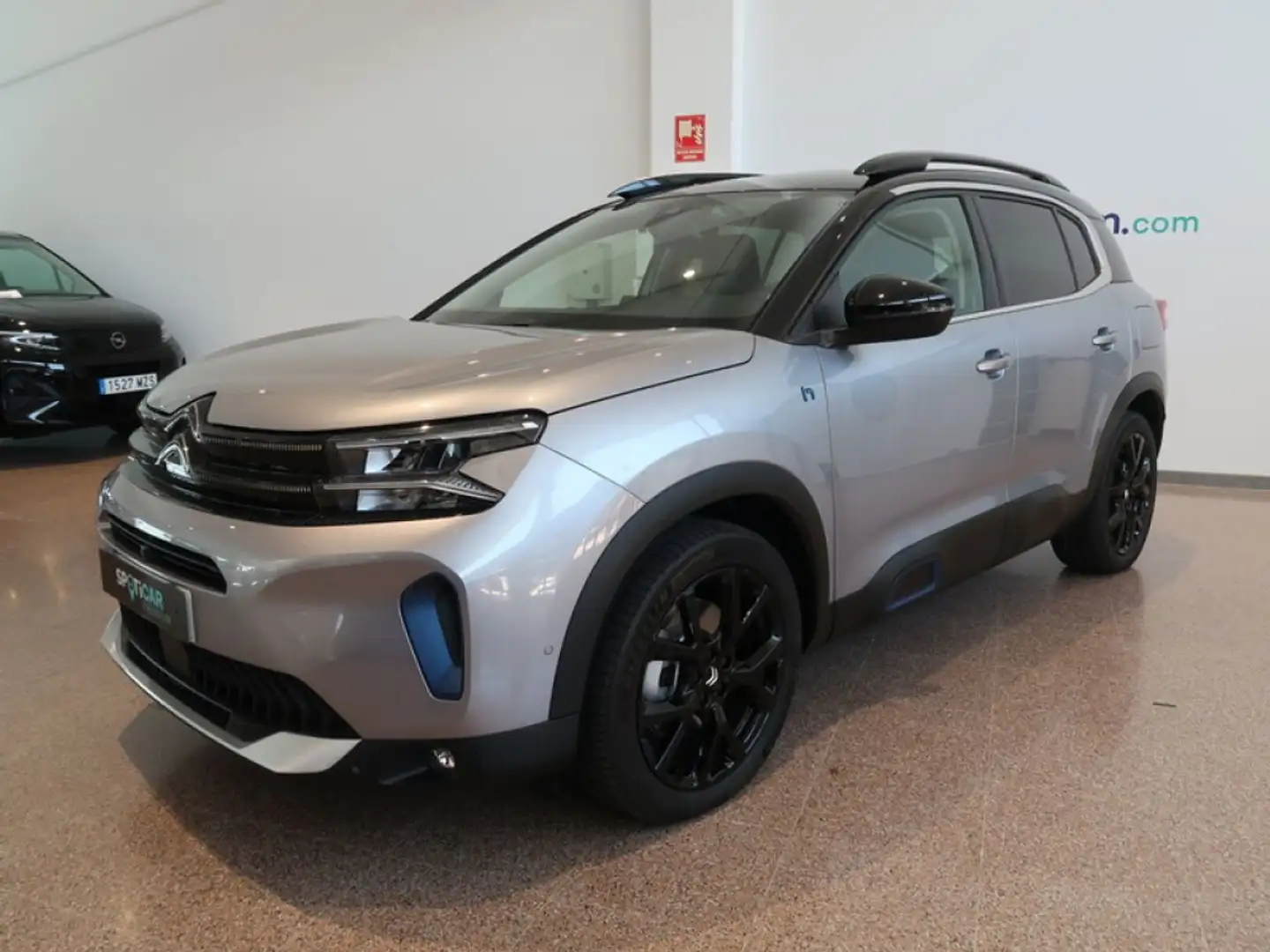 Citroen C5 Aircross PLUG-IN HYBRID 225 ë-EAT8 SHINE PACK Grijs - 2