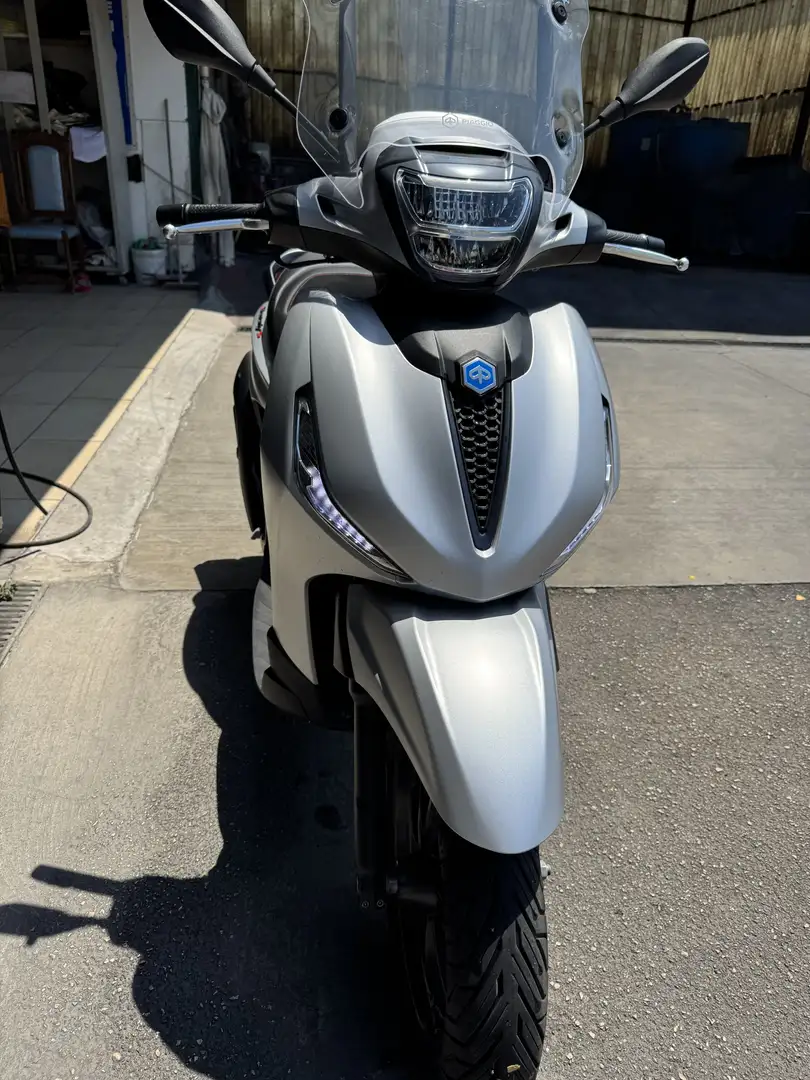 Piaggio Beverly 400 Beverly 400 hpe s Grigio - 2