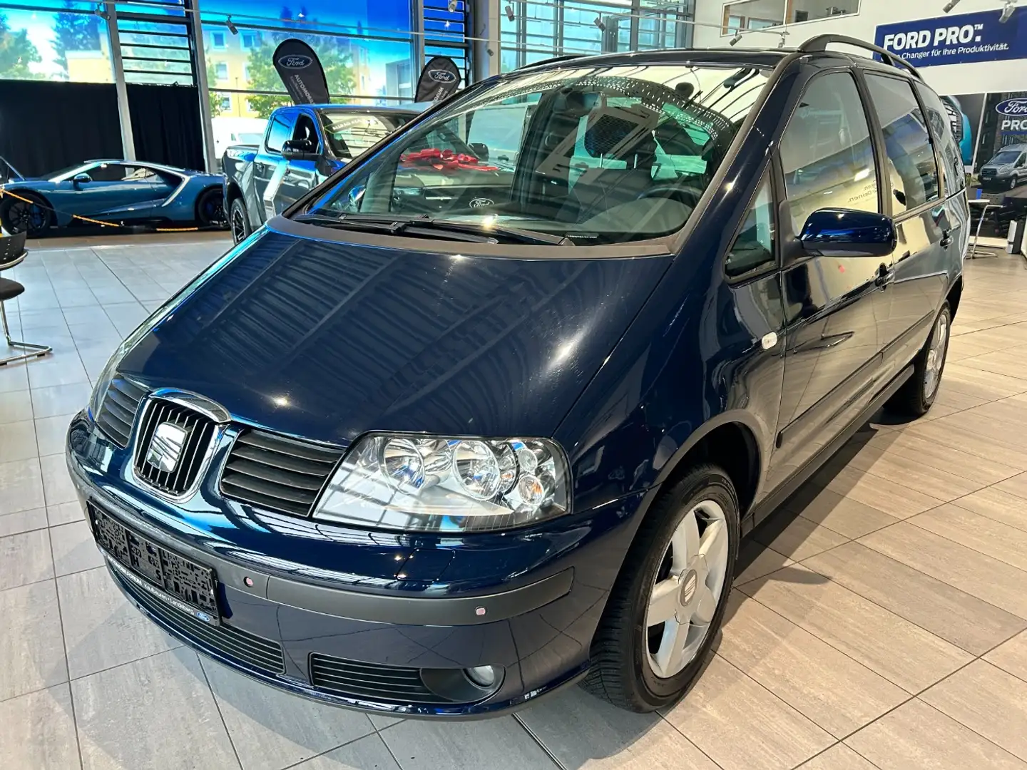 SEAT Alhambra 2.0 Reference Klima EFH Zahnr. neu Blau - 2