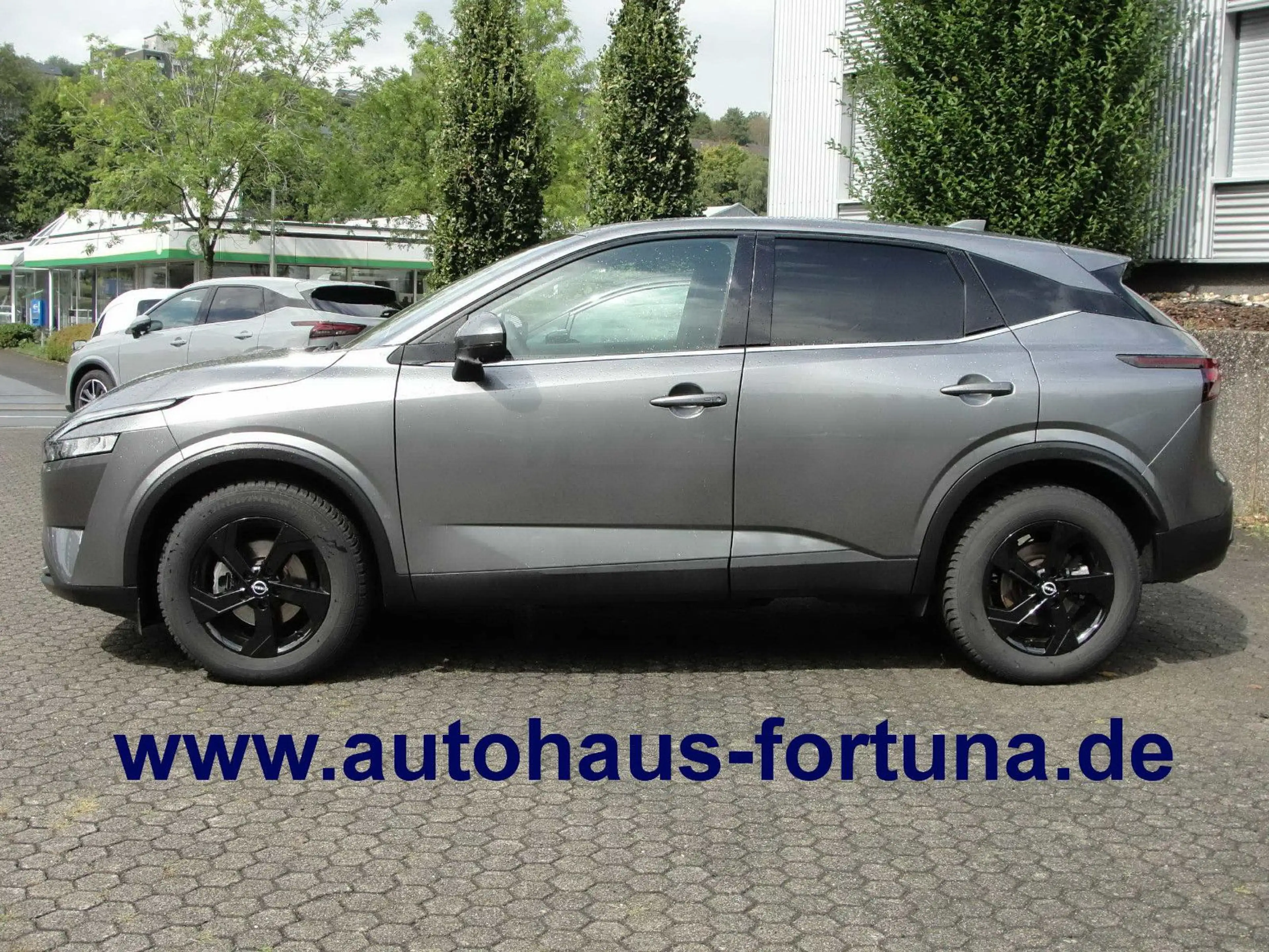 Nissan Qashqai 1.3 N-Connecta LED Winterpak 360°-Kamera — photo 3