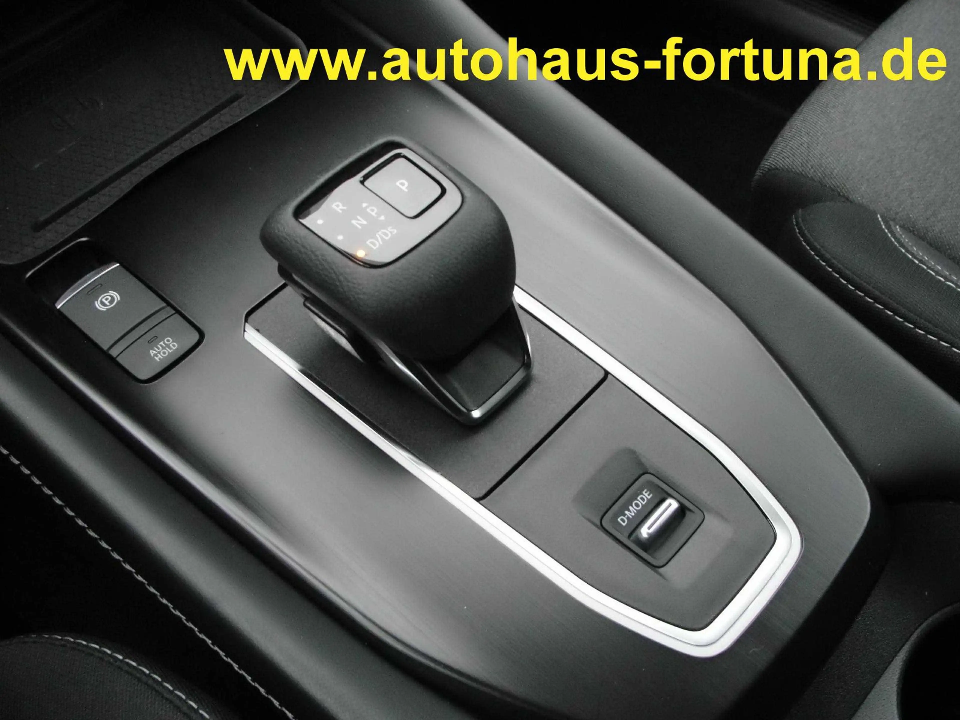 Nissan Qashqai 1.3 N-Connecta LED Winterpak 360°-Kamera — photo 8