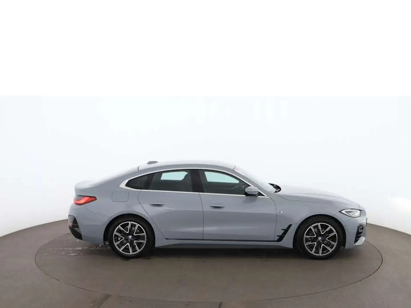 BMW 420 d Gran Coupe xDrive M-Sport Aut LED NAVI LEDER Grau - 2