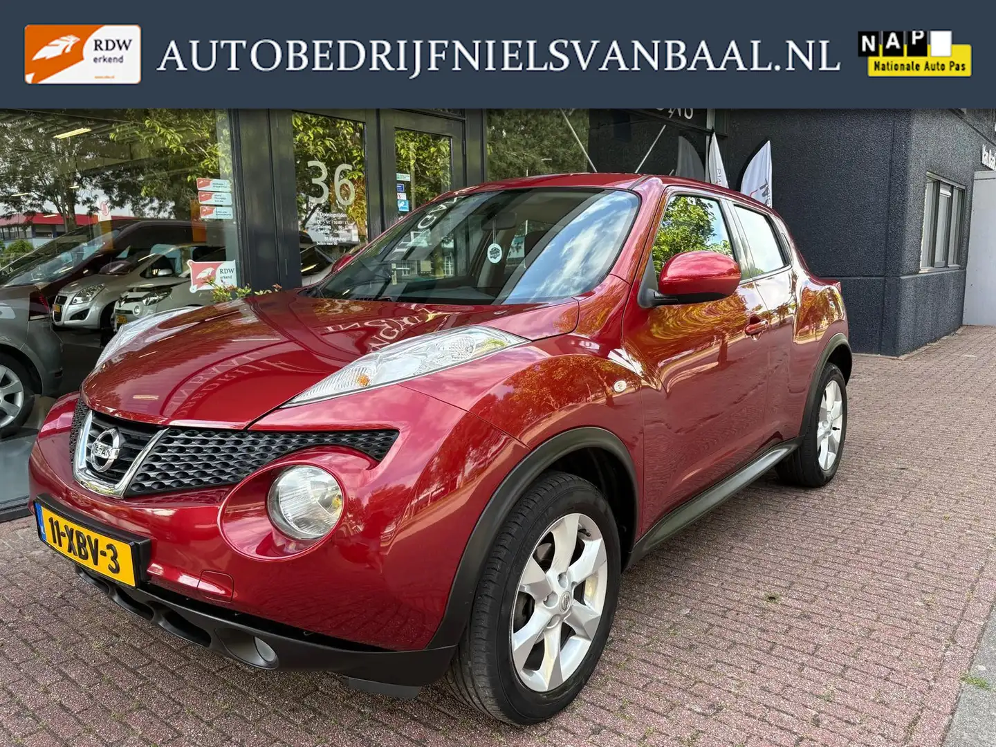 Nissan Juke 1.6 Acenta 93Dkm NAP/Airco/NL Auto/Netjes! Rood - 1