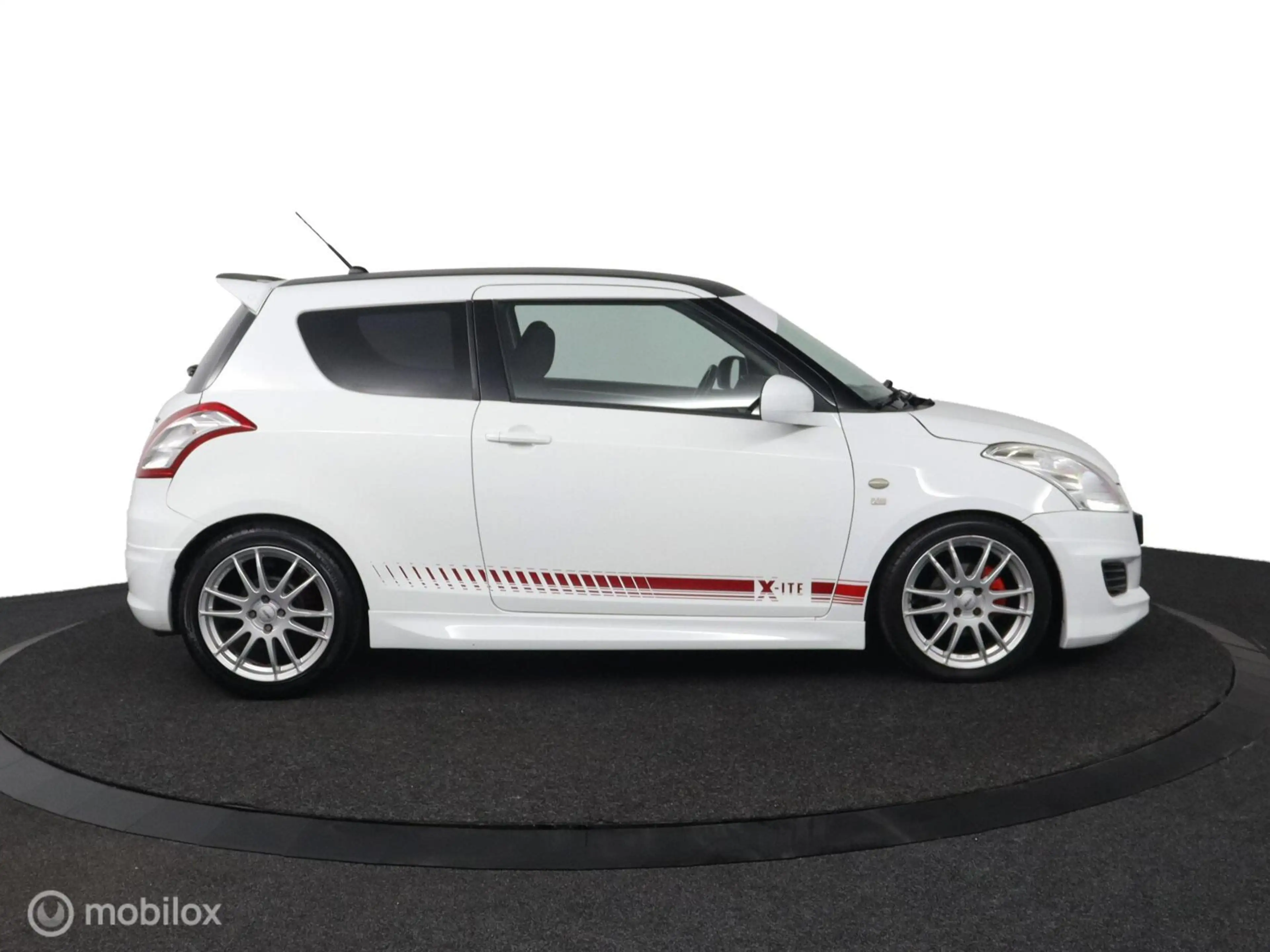 Suzuki Swift 1.2 X-ite Leuke sportieve uitvoering! — photo 22