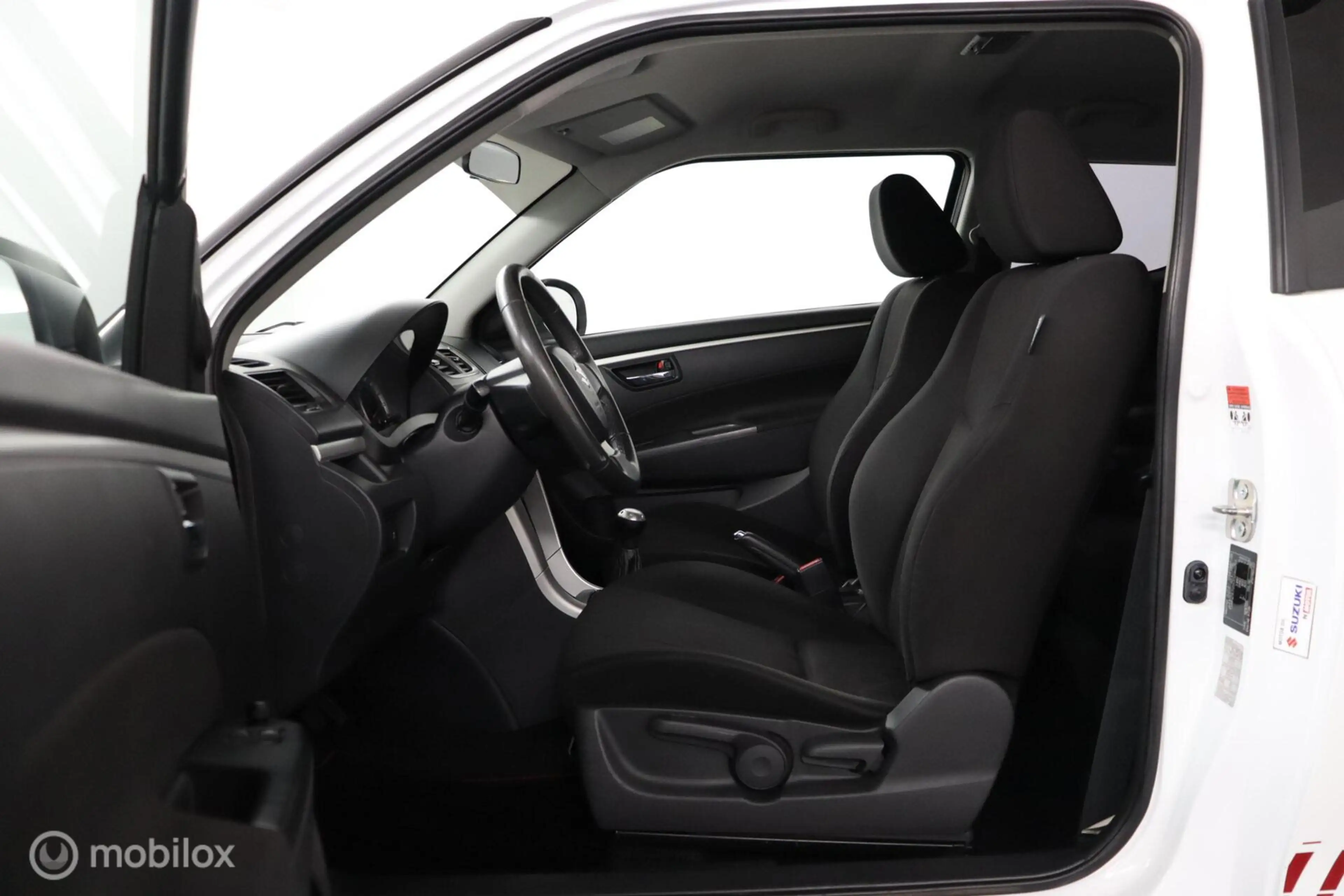 Suzuki Swift 1.2 X-ite Leuke sportieve uitvoering! — photo 7