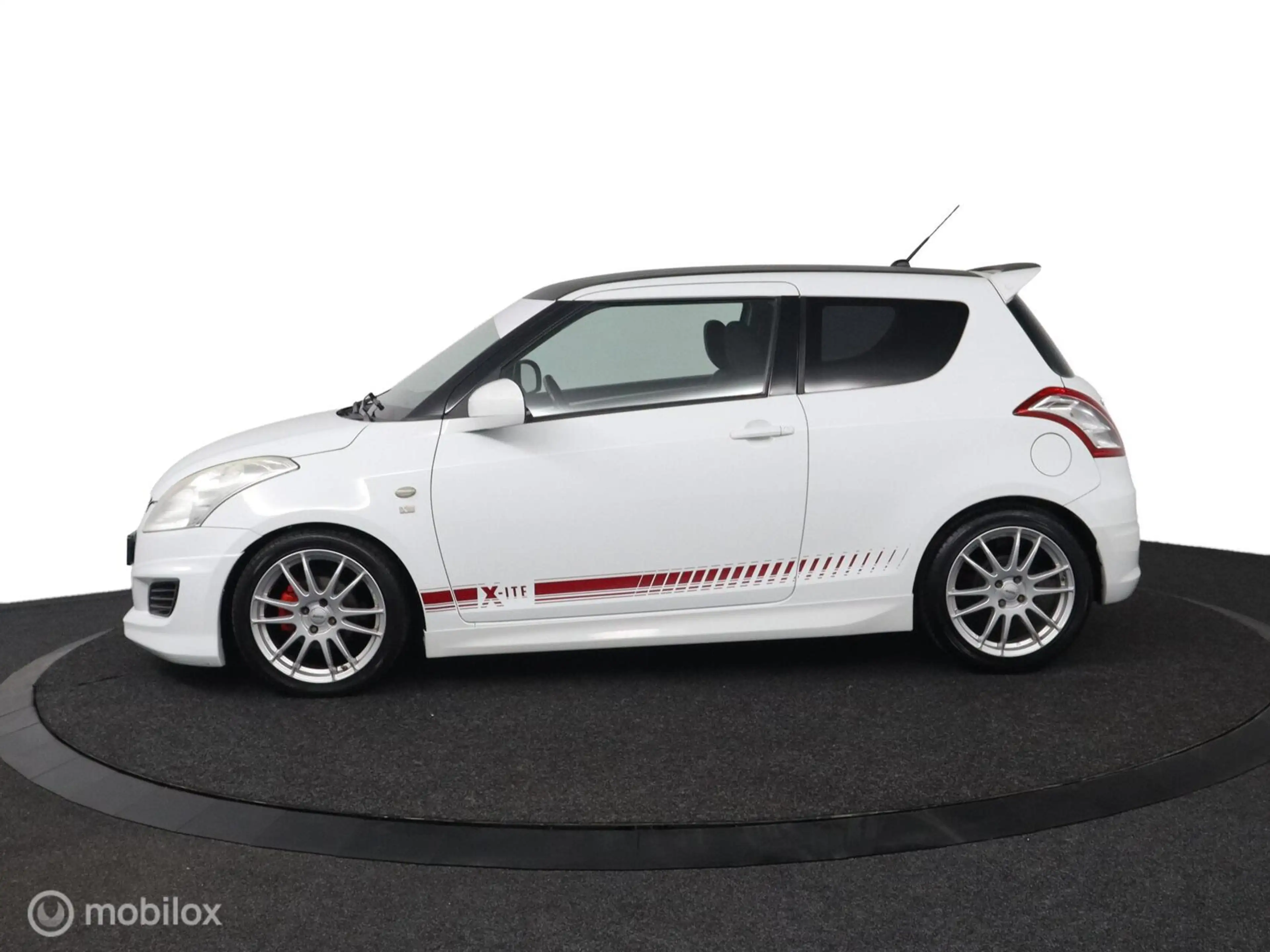 Suzuki Swift 1.2 X-ite Leuke sportieve uitvoering! — photo 25