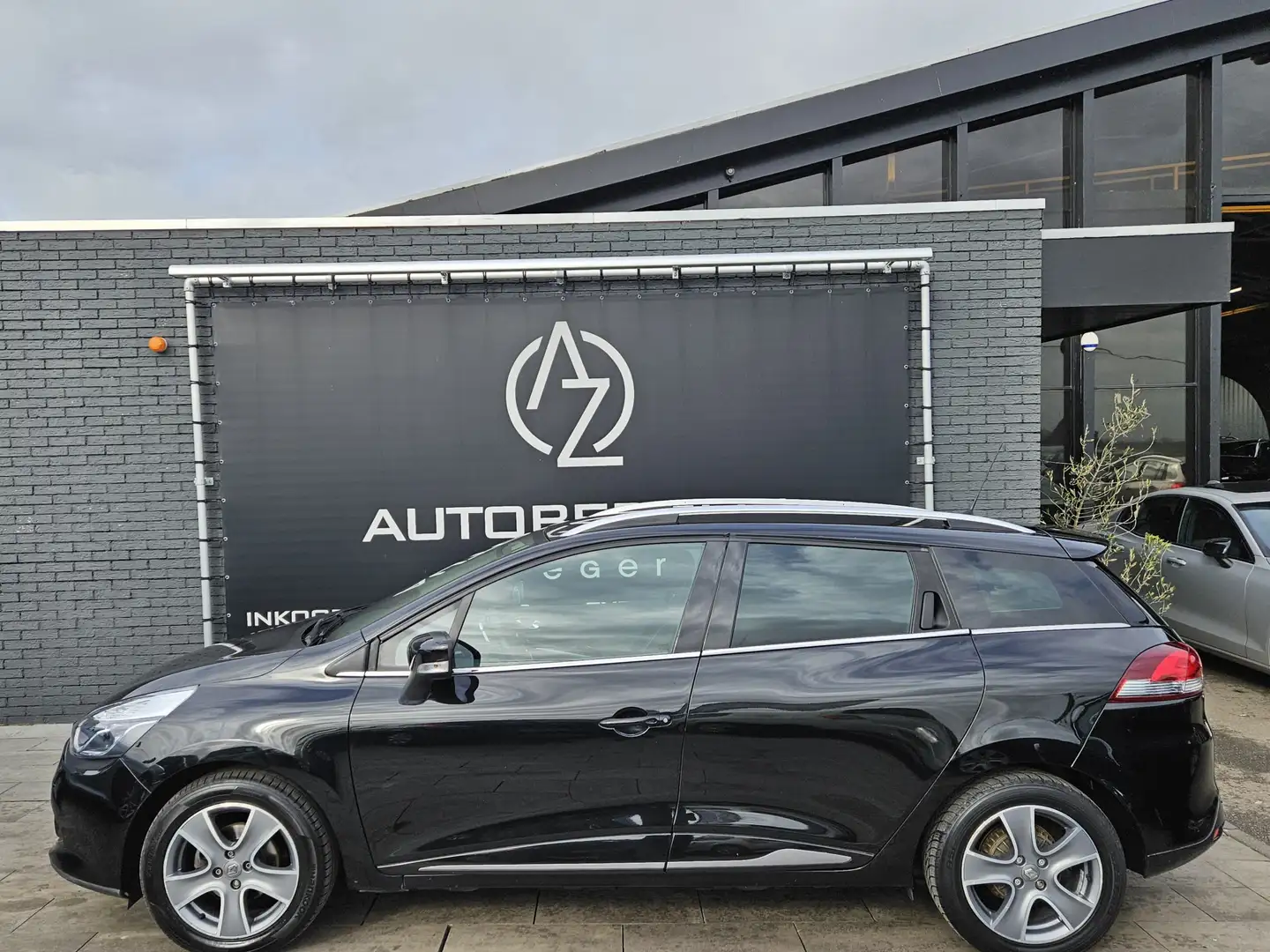 Renault Clio Estate 0.9 TCe Night&Day *AC*CC* Schwarz - 1