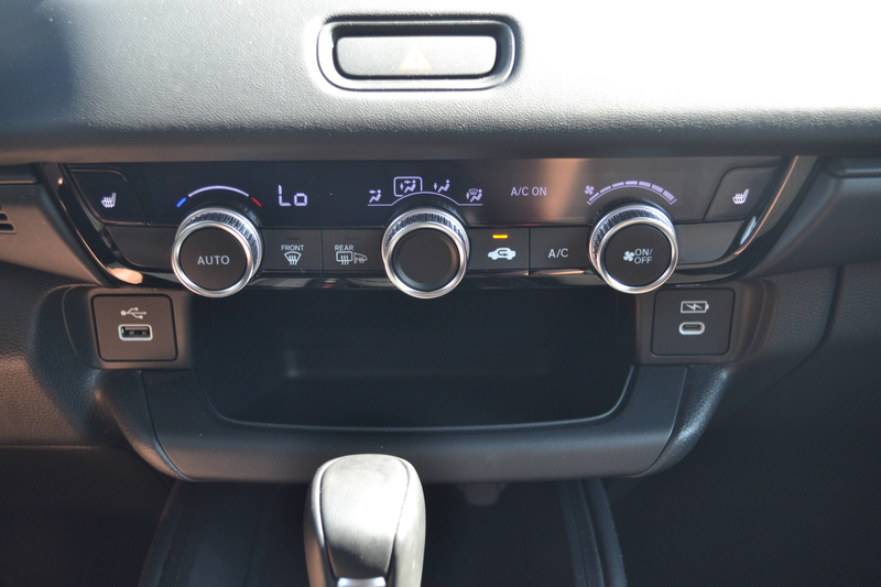 Honda HR-V ACC/HEATED SEATS/HYBRIDE — photo 16