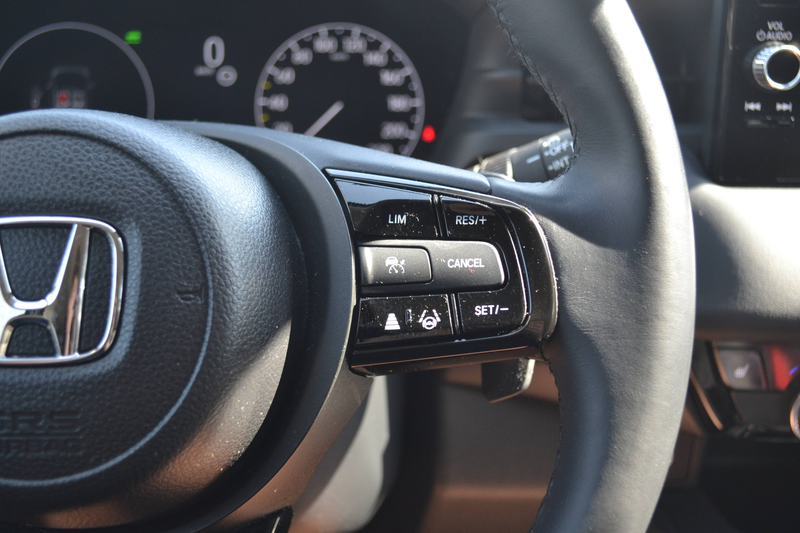 Honda HR-V ACC/HEATED SEATS/HYBRIDE — photo 11