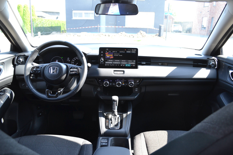 Honda HR-V ACC/HEATED SEATS/HYBRIDE — photo 7