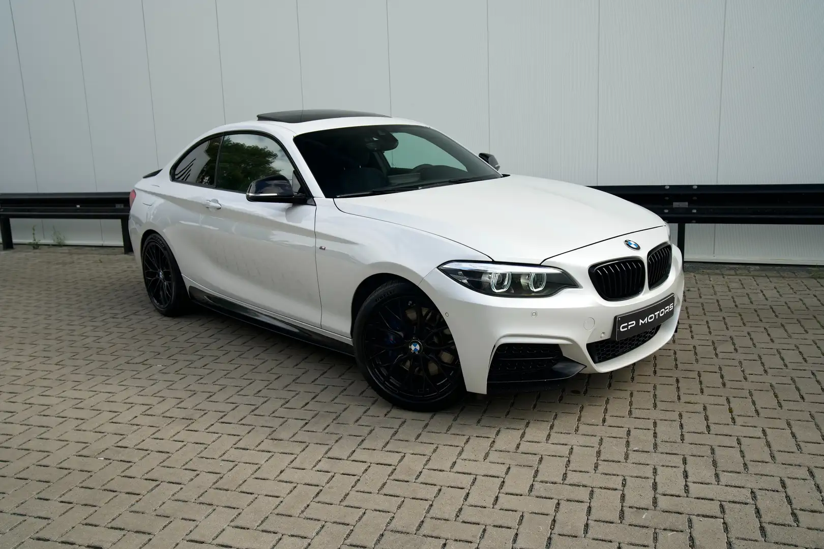 BMW 240 M240i XDRIVE | M-PERFORMANCE | PANO | H&K | CAMERA Blanc - 2