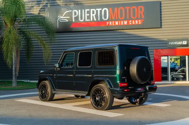 Mercedes-Benz G-Class view 4