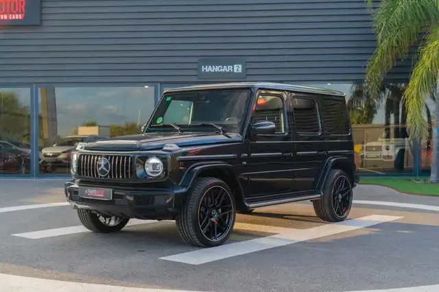 Mercedes-Benz G-Class view 3
