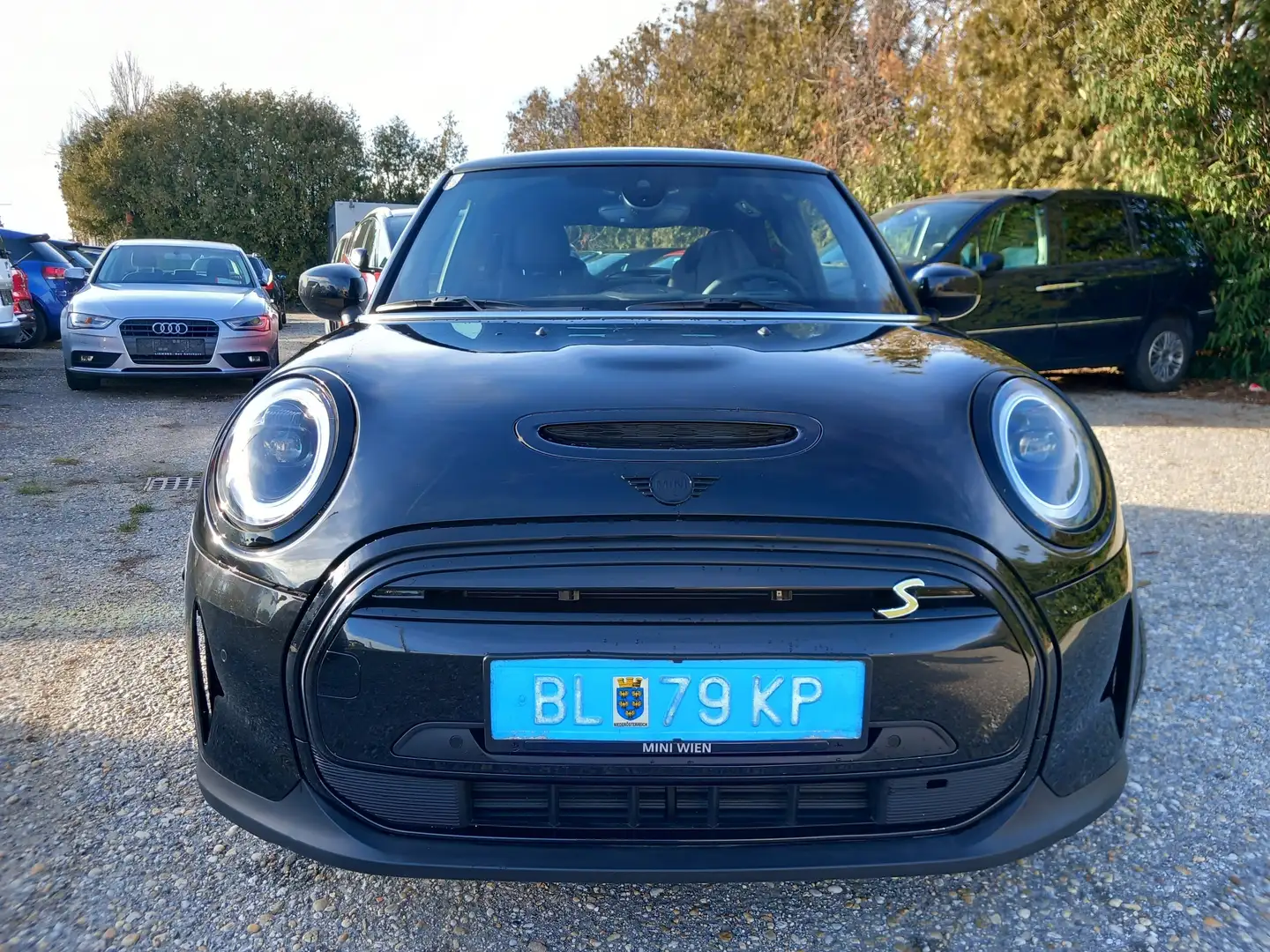 MINI Cooper SE Classic Trim Prem.Plus+Panorama+Leder+Kamera+Navi Noir - 2