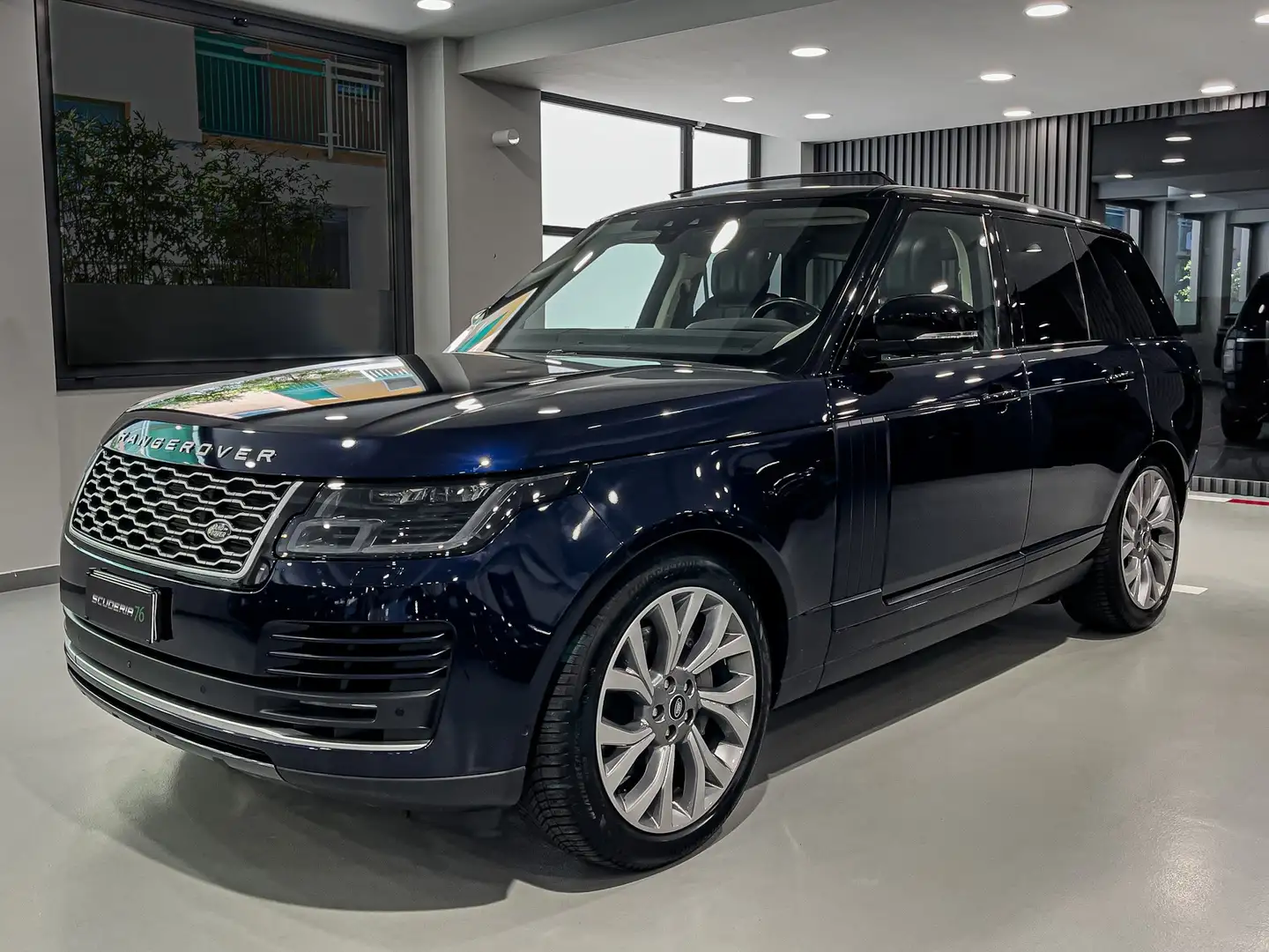 Land Rover Range Rover IV 2018 3.0d i6 mhev Westminster Black 249cv auto Kék - 1