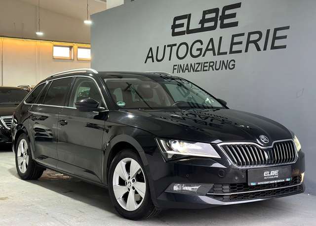 Imagine Skoda Superb Combi 2.0 TDI DSG Style Voll-Service
