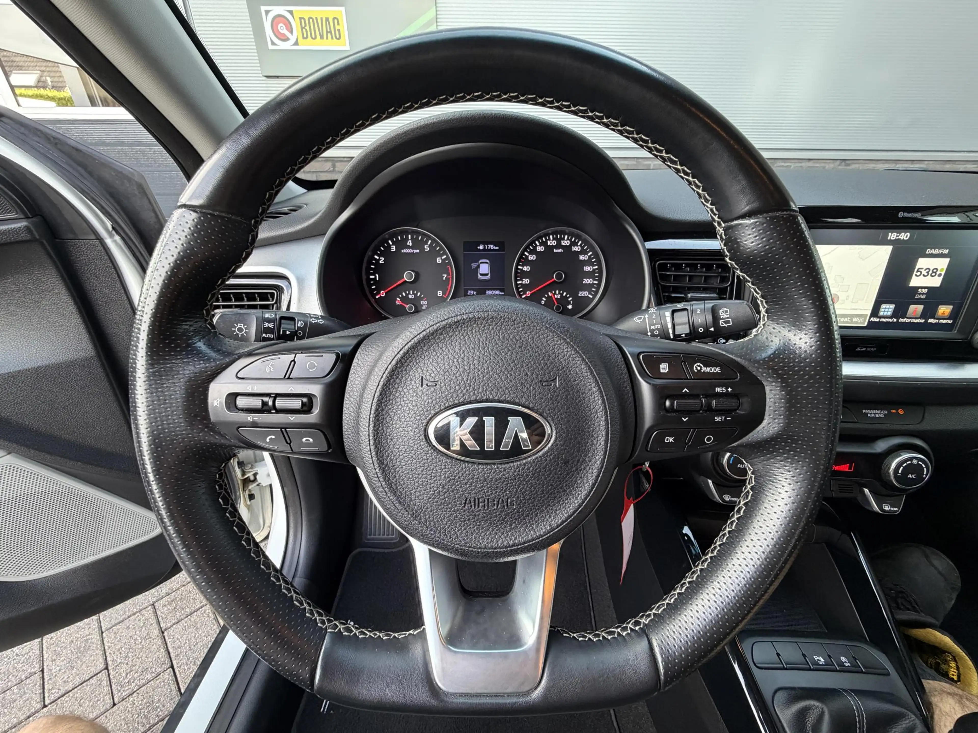 Kia Stonic 1.0 T-GDi DynamicPlusLine — photo 7