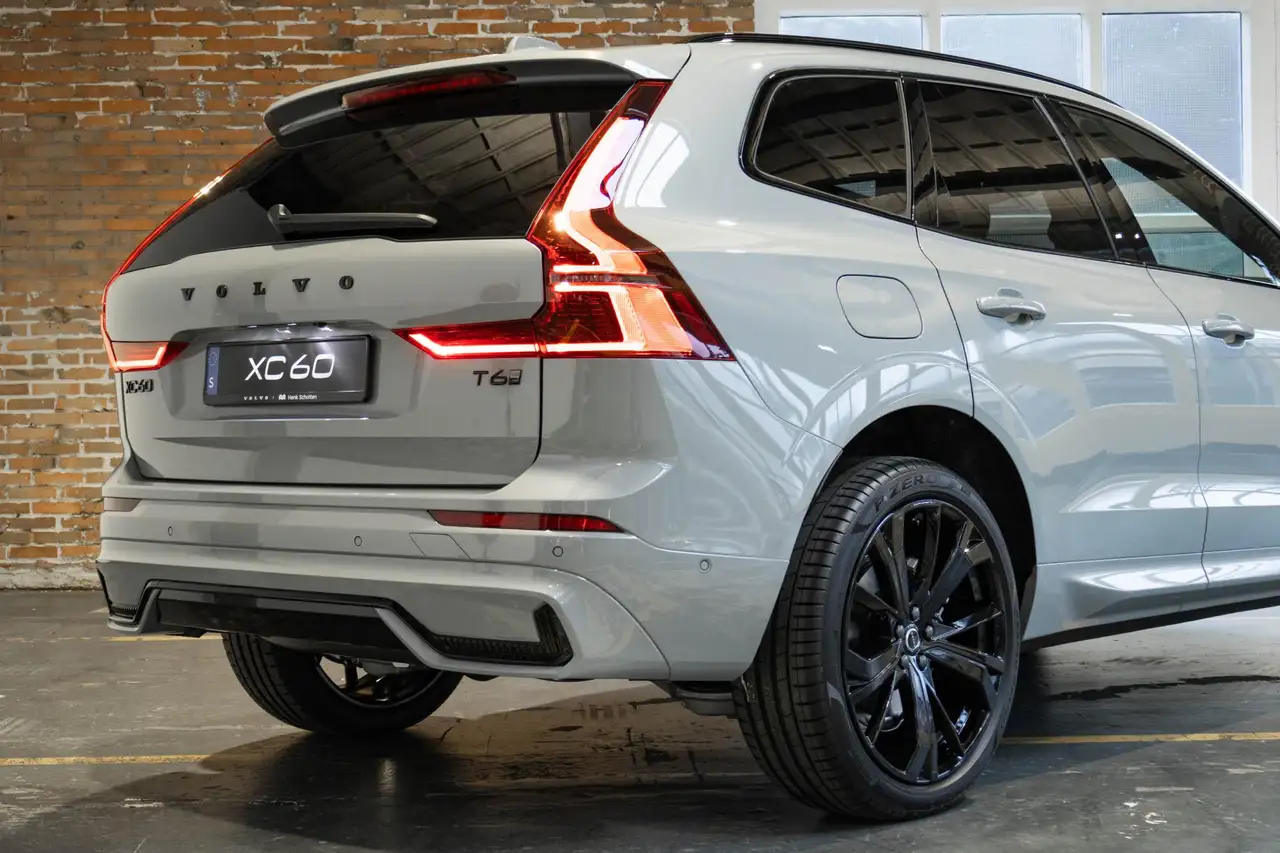 Volvo XC60 2026 — фото 11
