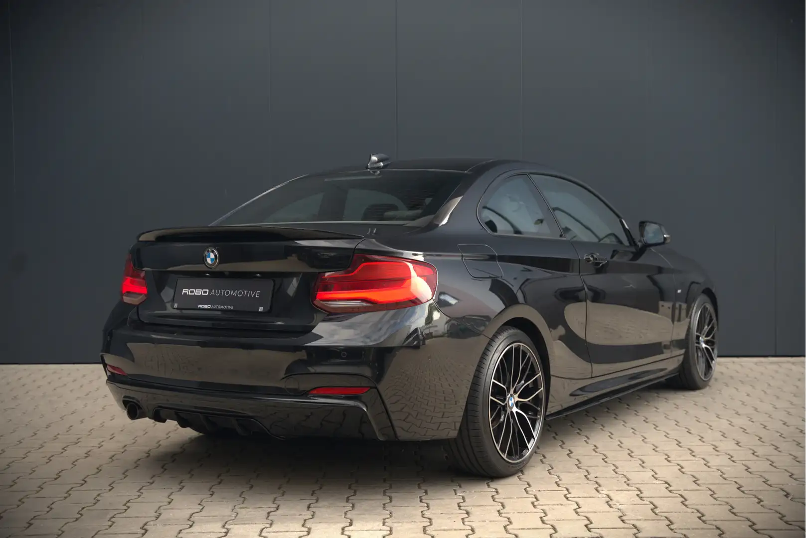 BMW 218 2-serie Coupé 218i High Executive M Sport | M Perf Negro - 2