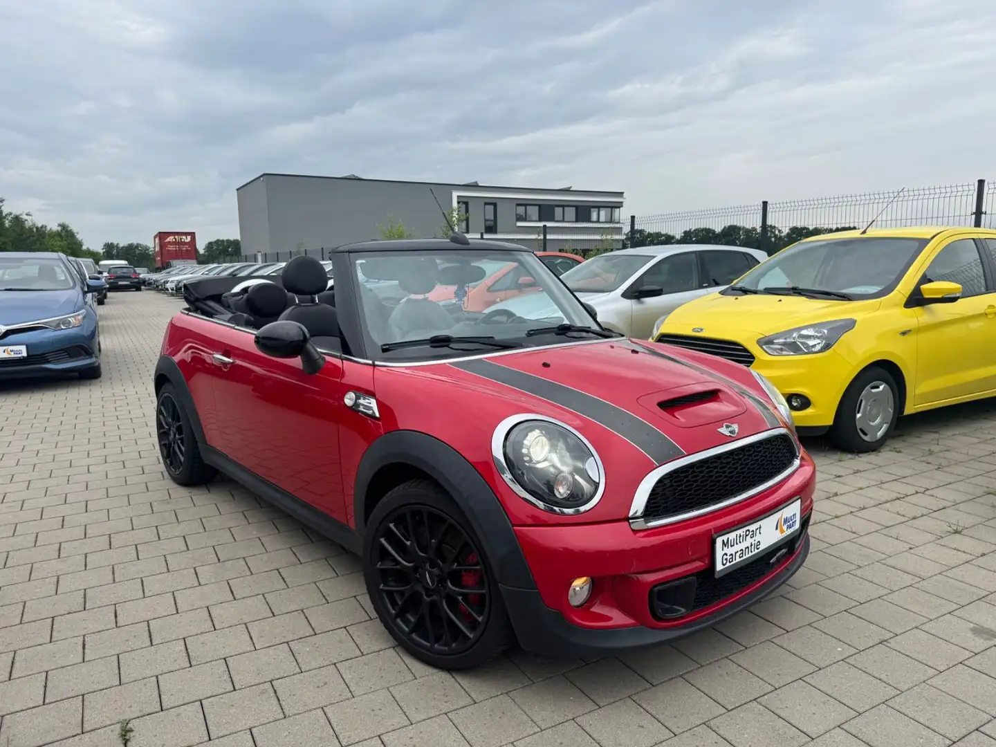 MINI John Cooper Works Cabrio John Cooper Works Rot - 1