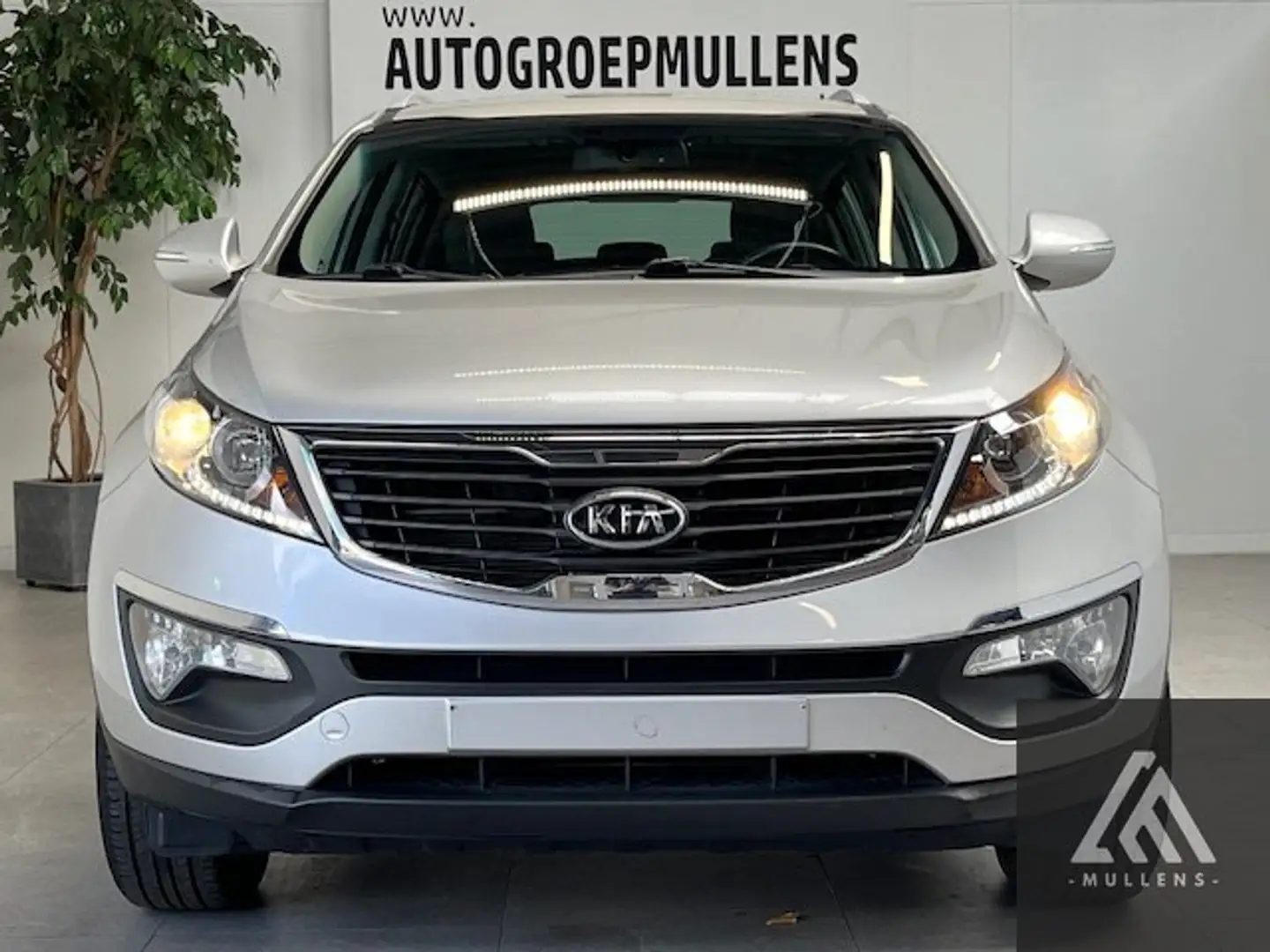 Kia Sportage 2WD Fusion my 2012 slechts 60427 kilometers Gris - 2