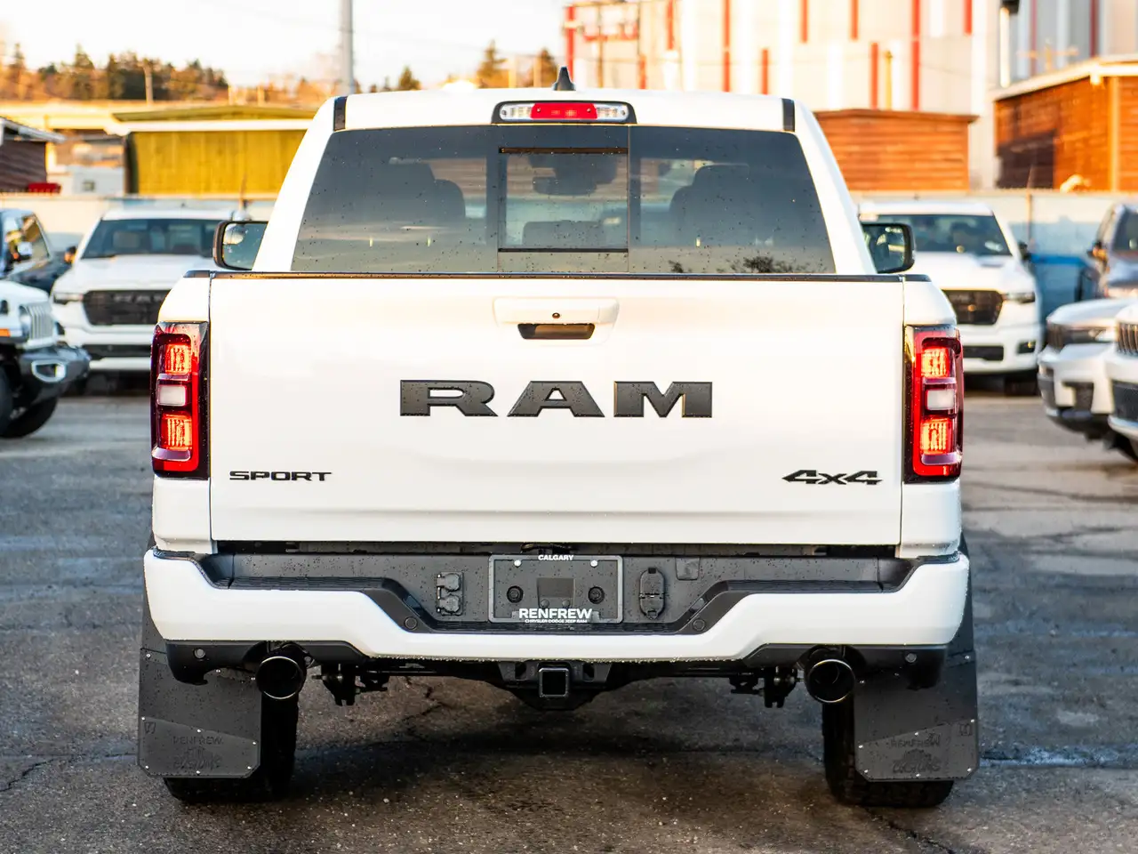 RAM 1500 снимка RAM 1500