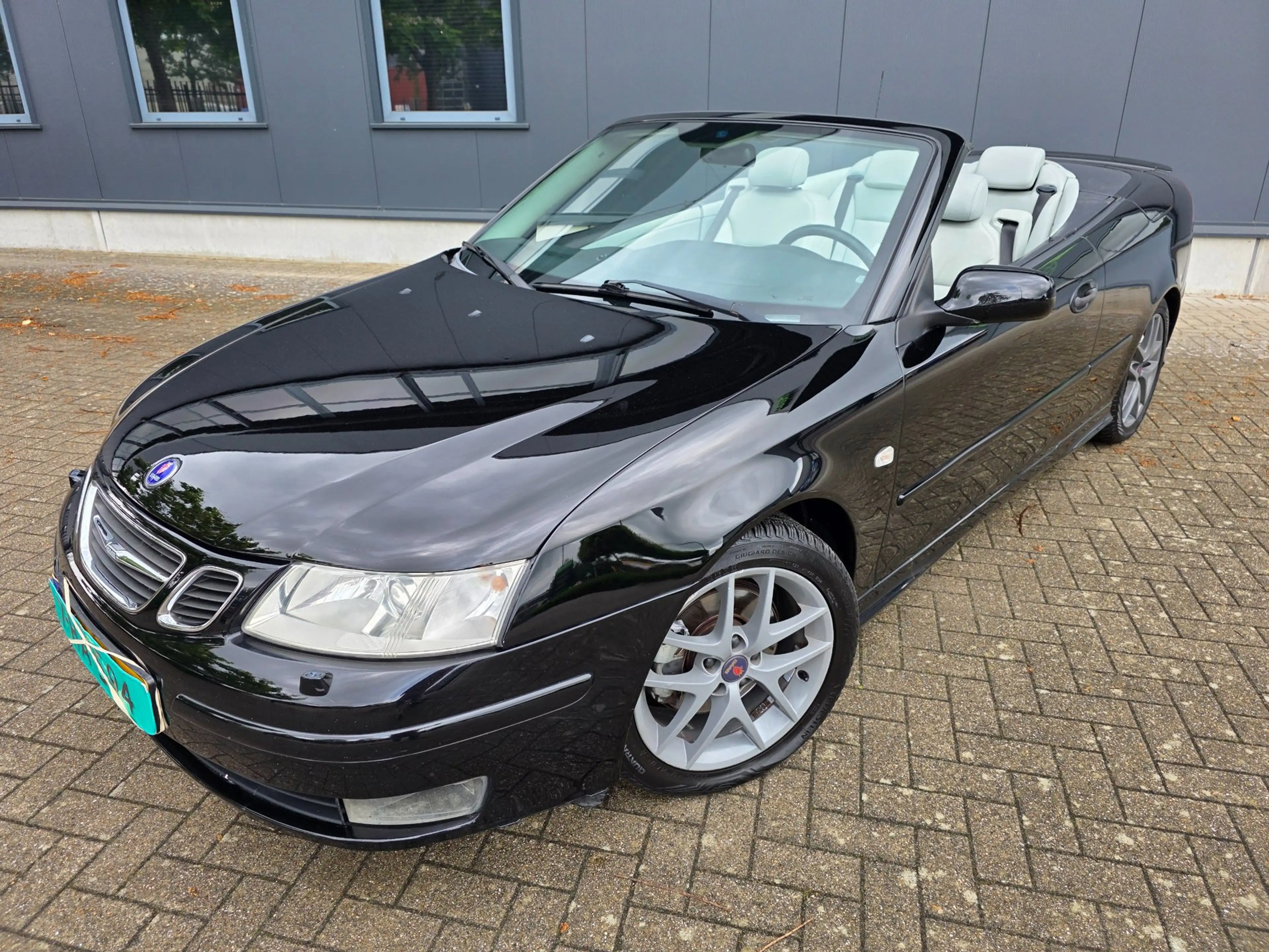 Saab 9-3 Cabrio 2.0T Aero, automaat, turbo vervangen, bijte — photo 2