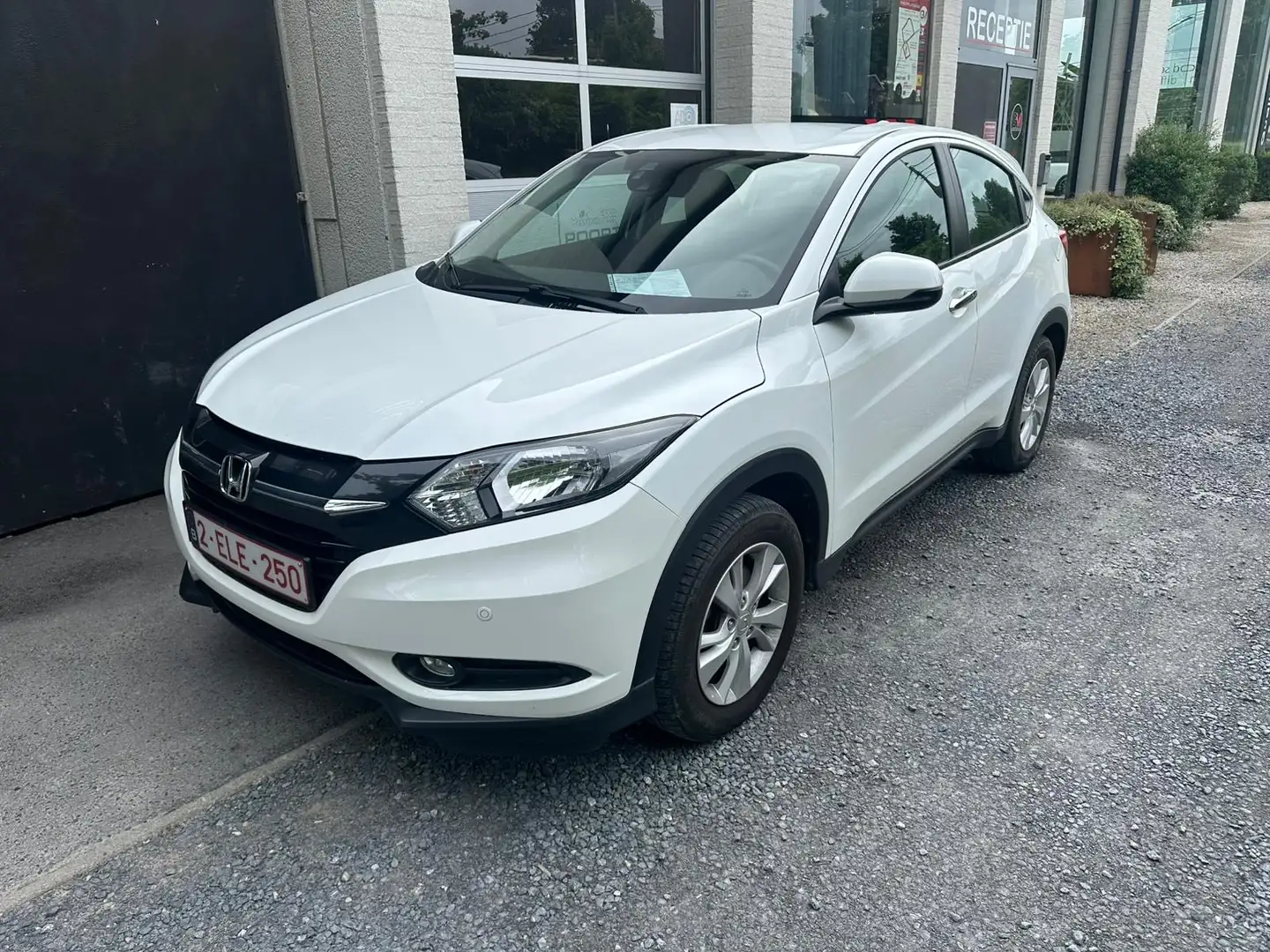 Honda HR-V 1.5i-VTEC ***29.900 km **** Alb - 1