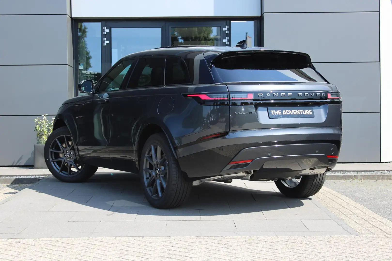 Land Rover Range Rover Velar P400e AWD Dynamic SE | Pano | Leather-Upgrade | 36 Grijs - 2