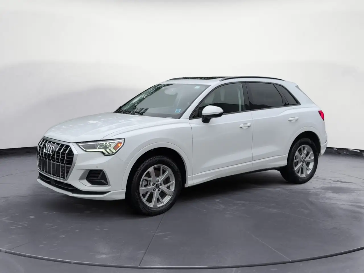 2025 Audi Q3 photo 2025 Audi Q3